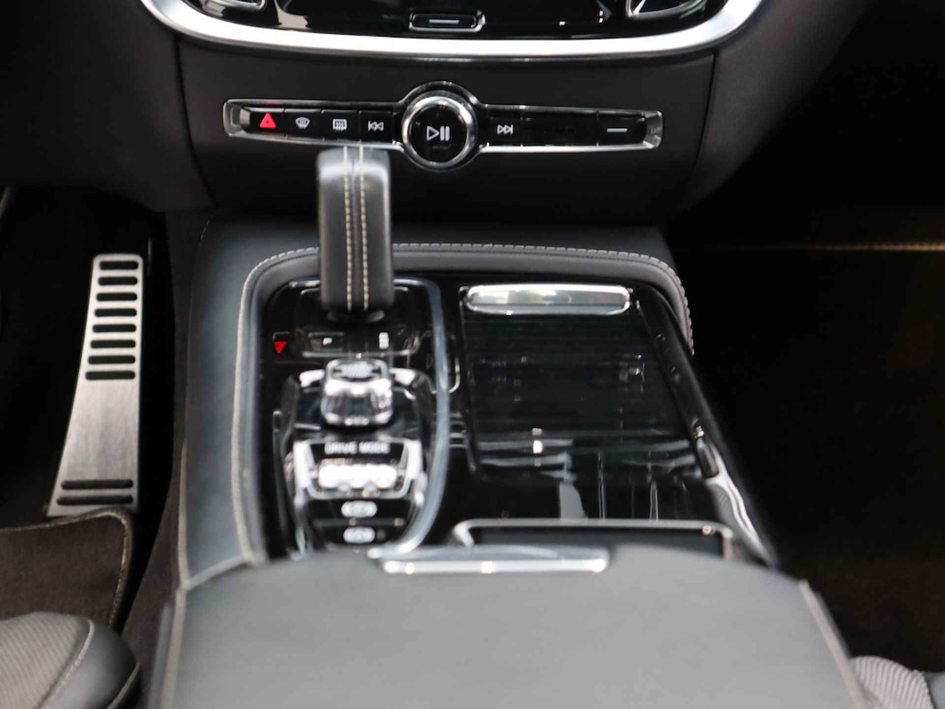 Volvo S60 T8 PLUG-IN HYBRID R-DESIGN BOWERS&WILKINS PANO-DAK CAMERA STANDK - 21/42