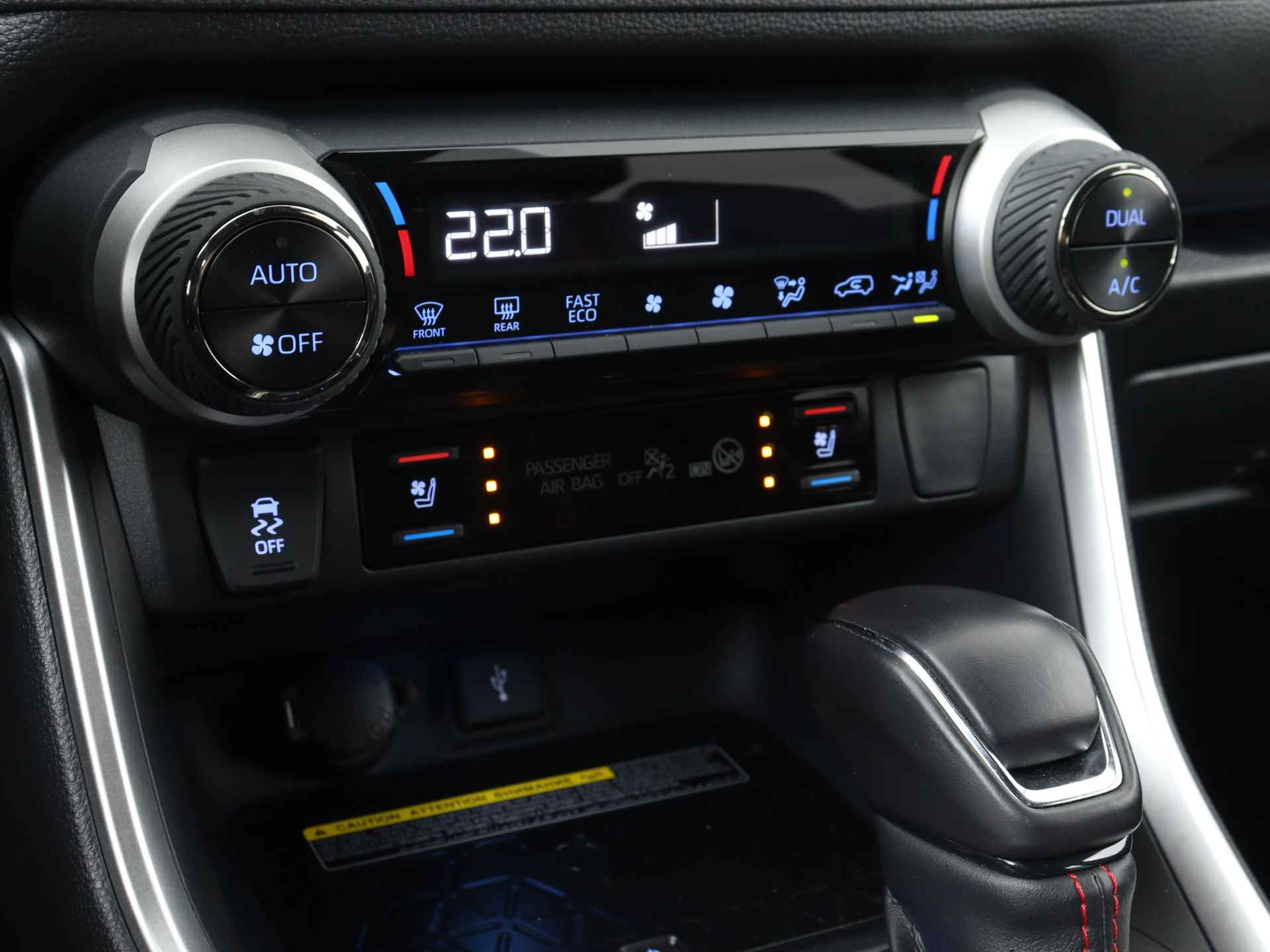 Toyota RAV4 2.5 Plug-in Hybrid AWD Bi-Tone Plus Limited | Premium Pack | Winter Pack | JBL | - 12/49