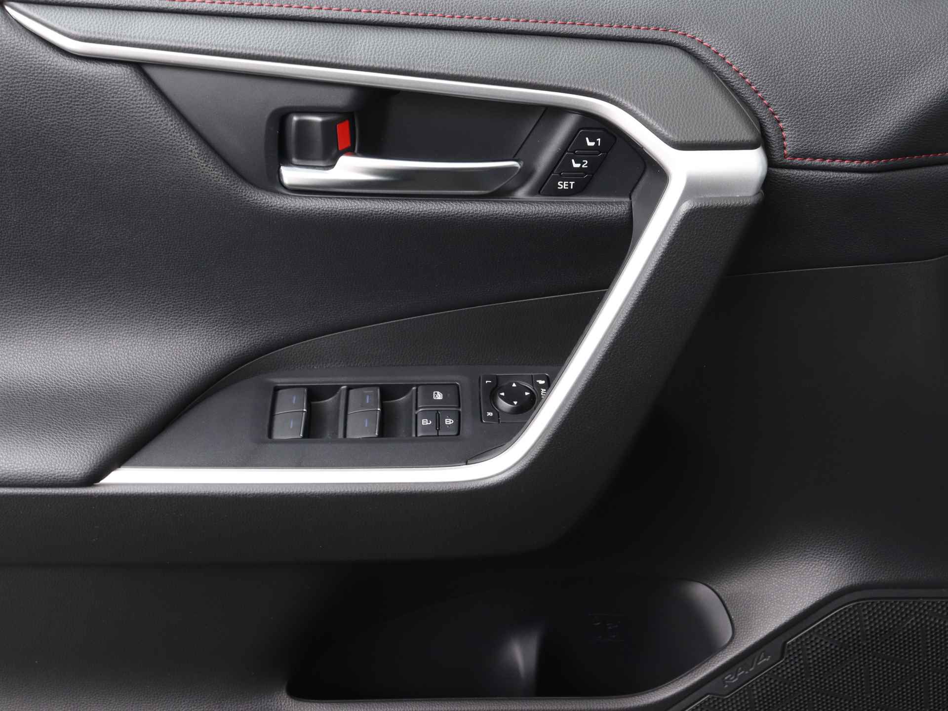 Toyota RAV4 2.5 Plug-in Hybrid AWD Bi-Tone Plus Limited | Premium Pack | Winter Pack | JBL | - 33/49