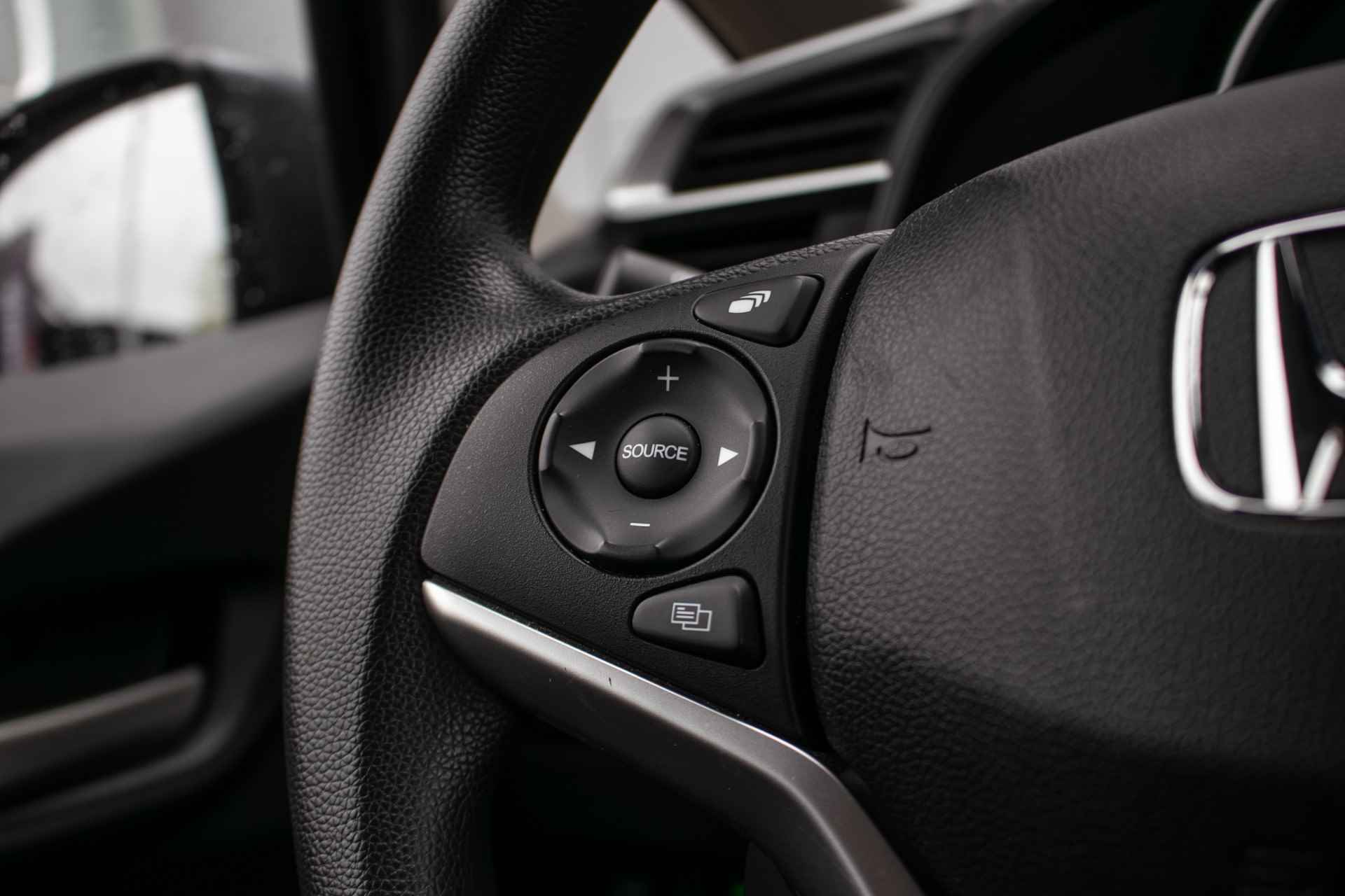 Honda Jazz 1.3 i-VTEC Comfort Automaat - All-in rijklaar | Navi | DAB - 31/40