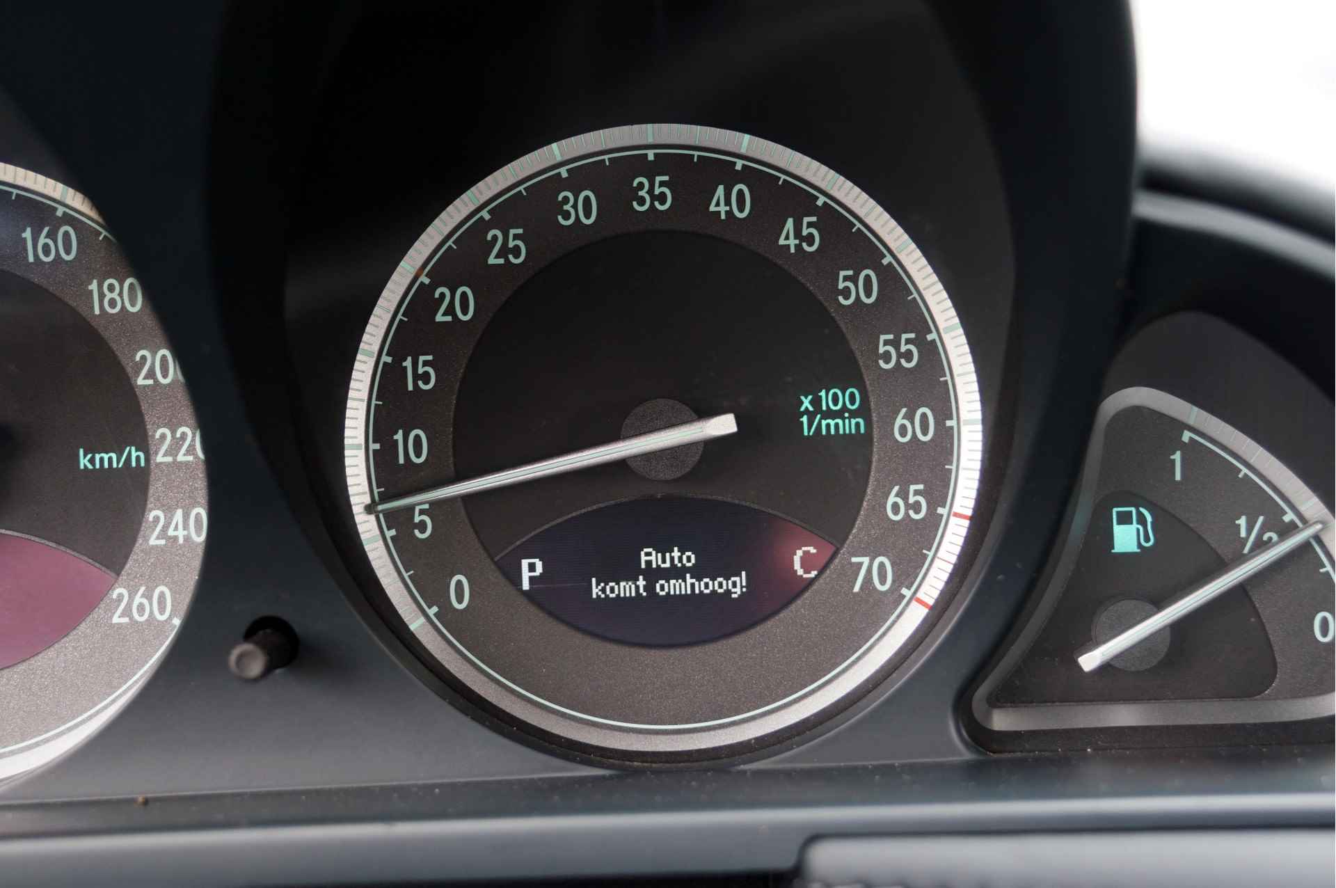 Mercedes-Benz SL-Klasse SL 500 V8 100% Dealeronderhouden | Leder Exclusief - 52/68