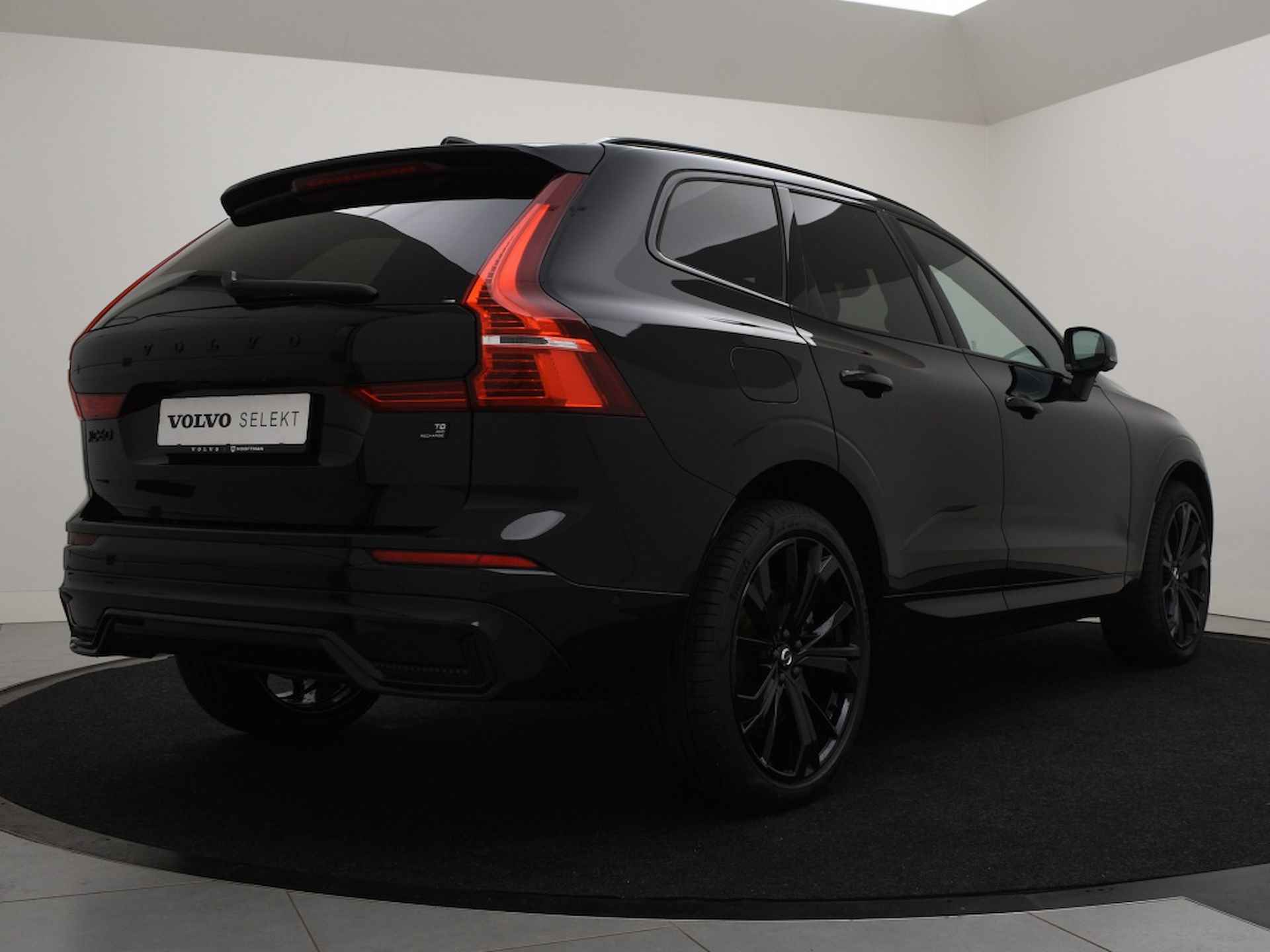 Volvo XC60 T8 PLUG-IN HYBRID BLACK EDITION ULTIMATE 21INCH 360GR CAM SCHUIF - 3/36