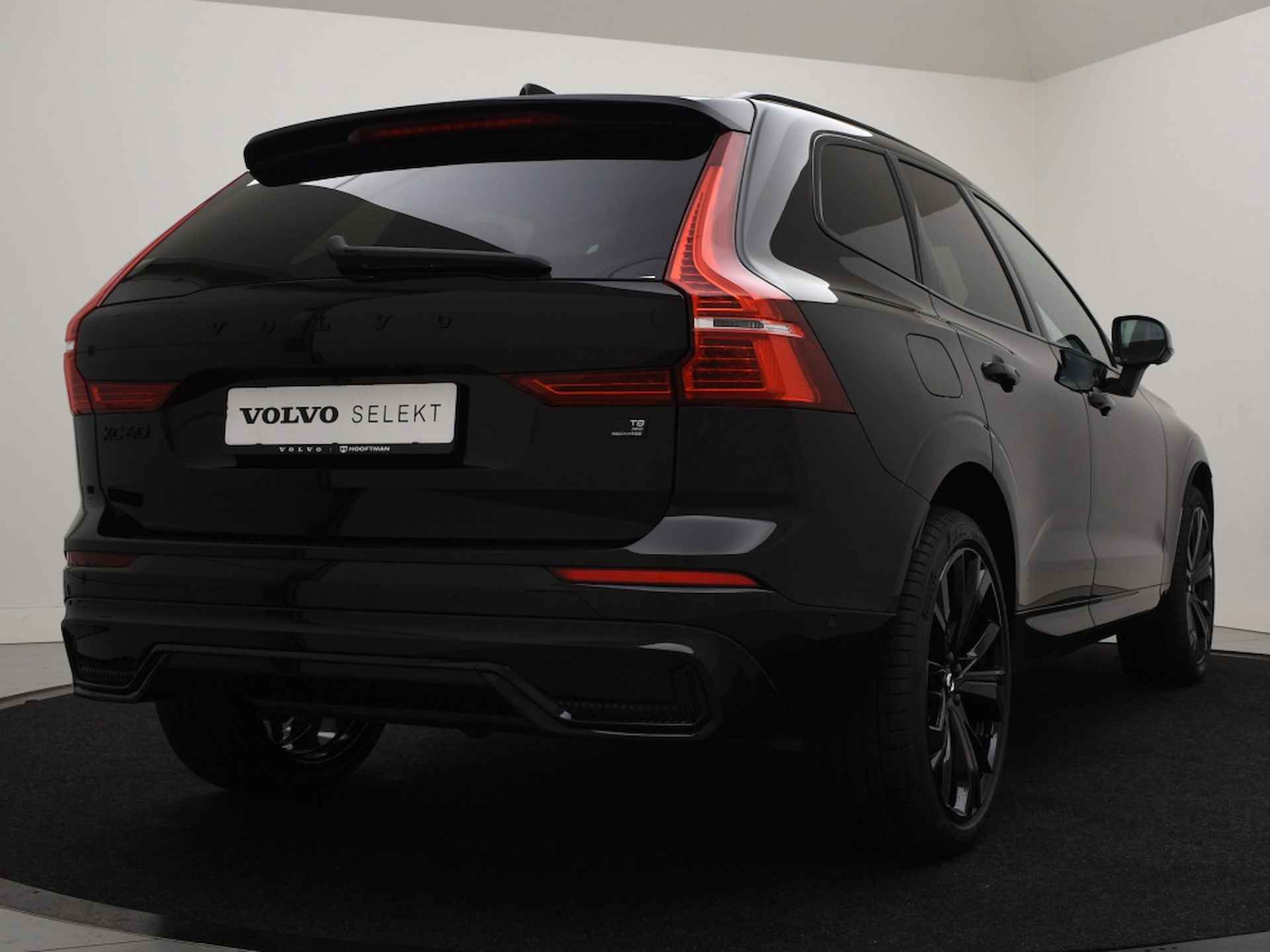 Volvo XC60 T8 PLUG-IN HYBRID BLACK EDITION ULTIMATE 21INCH 360GR CAM SCHUIF - 4/36