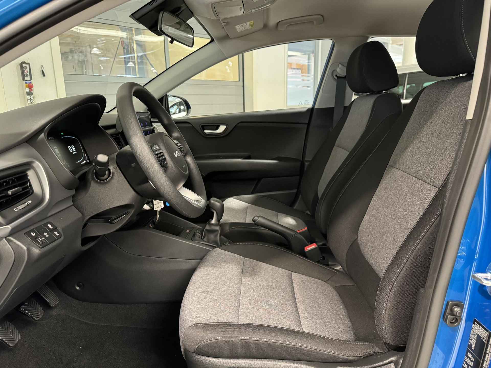 Kia Stonic 1.0 T-GDi ComfortLine | ANWB private lease actietarief vanaf €349,- | Nu te bestellen! | Parkeersensoren achter | Navi | Achteruitrijcamera | Airco | Apple/Android Carplay - 24/31