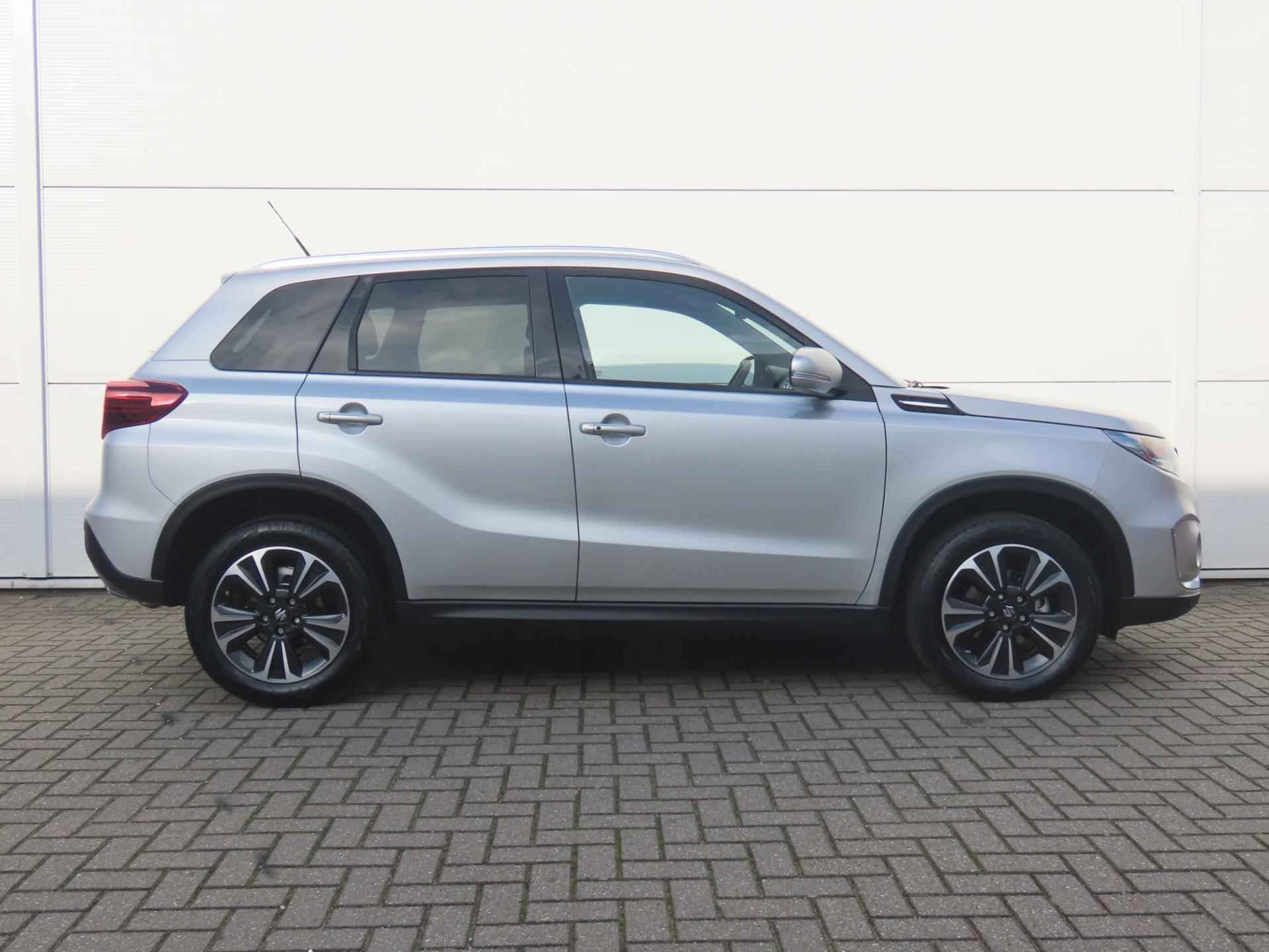 Suzuki VITARA 1.4 Boosterjet Style Smart Hybrid/ Navigatie/ Climate controle/ Cruise controle - 6/29