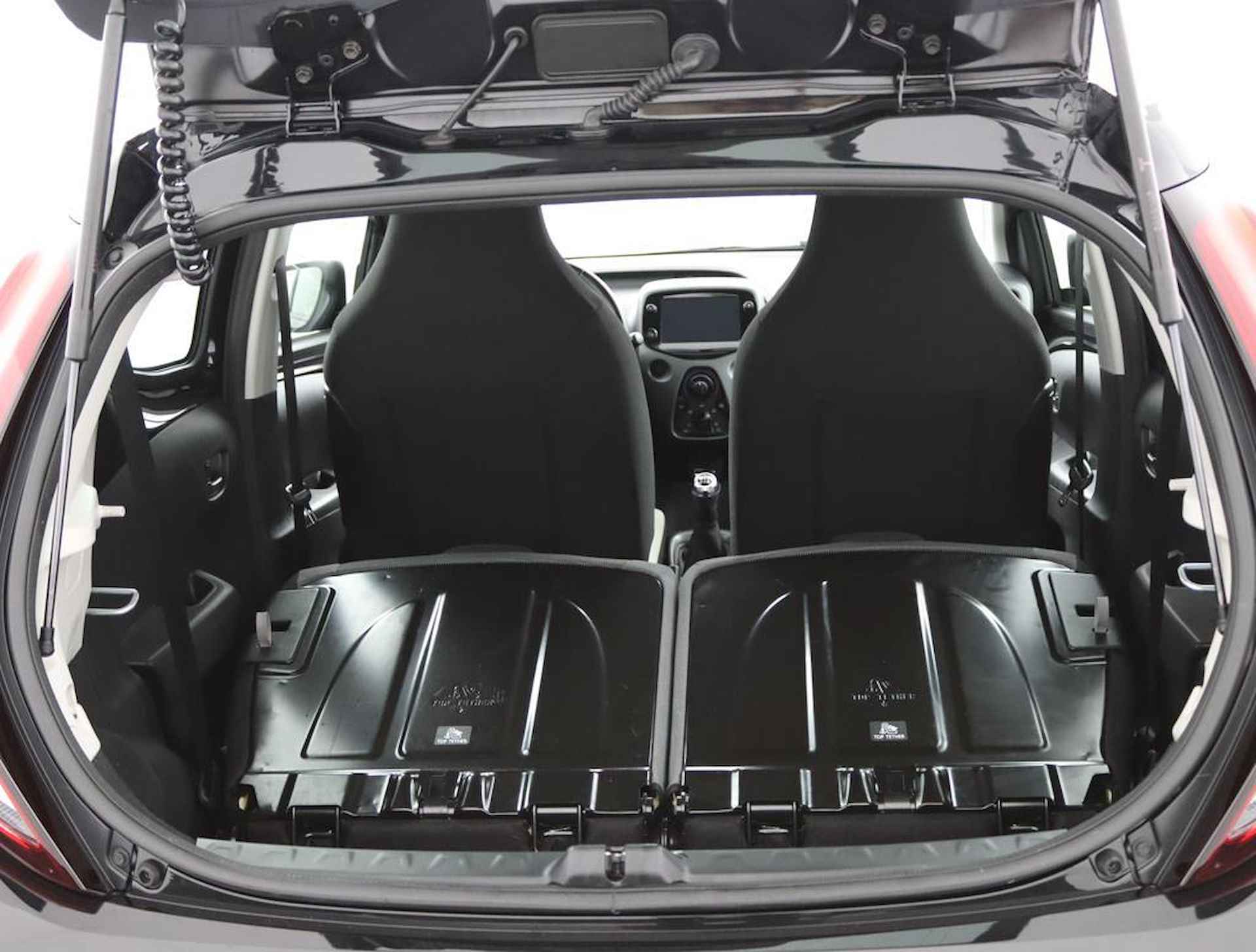 Toyota Aygo 1.0 VVT-i x-play | Apple carplay/Android auto | Parkeercamera | Groot display | - 25/52