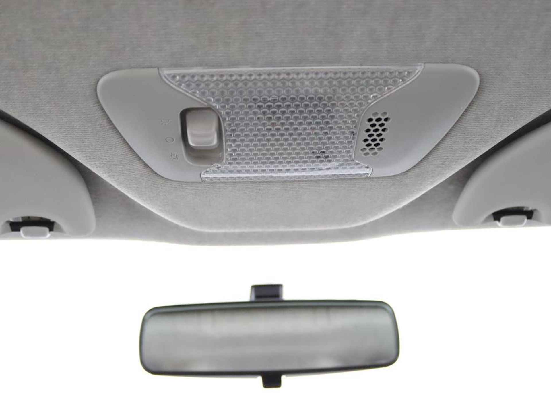 Toyota Aygo 1.0 VVT-i x-play | Apple carplay/Android auto | Parkeercamera | Groot display | - 31/52