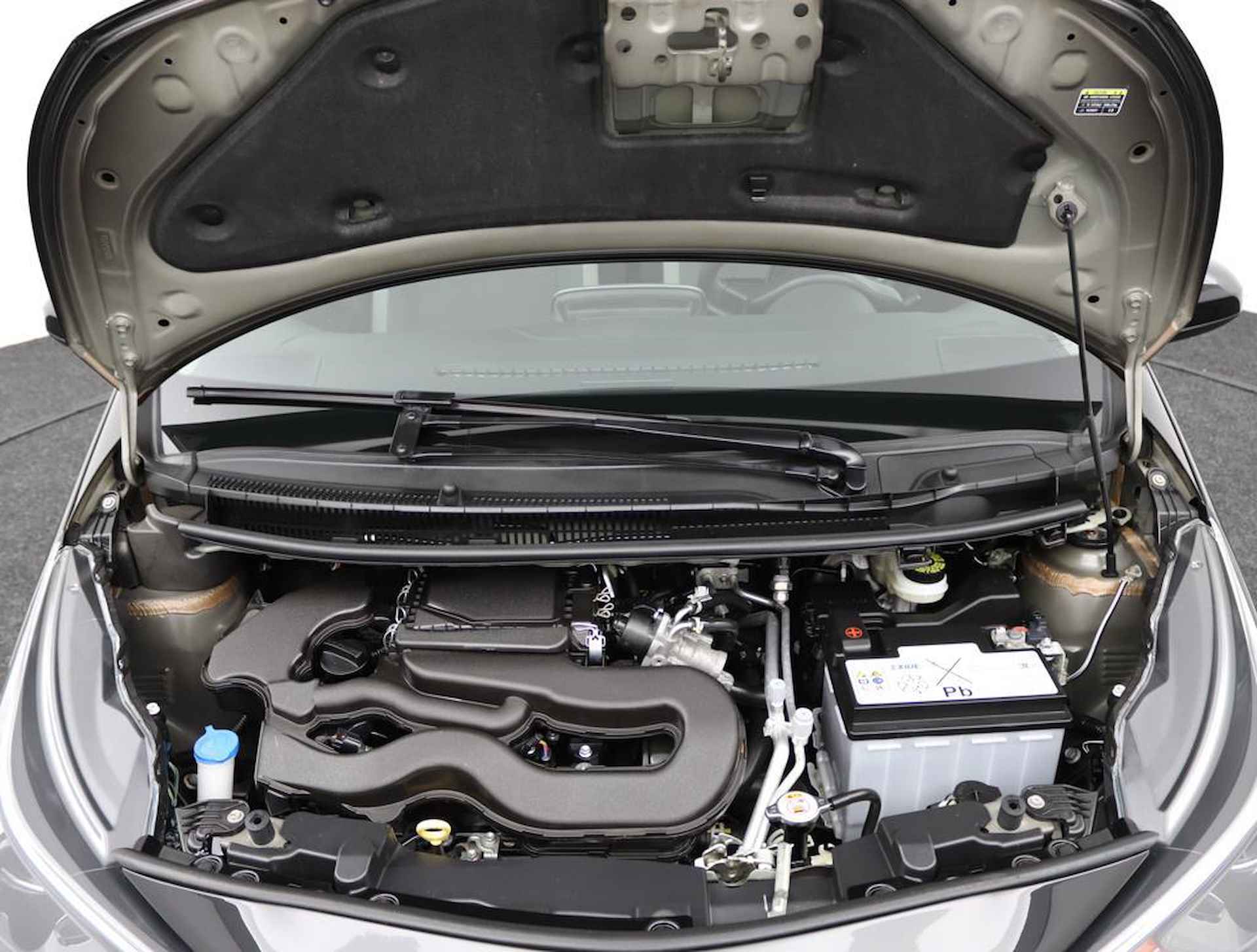 Toyota Aygo 1.0 VVT-i x-play | Apple carplay/Android auto | Parkeercamera | Groot display | - 33/52