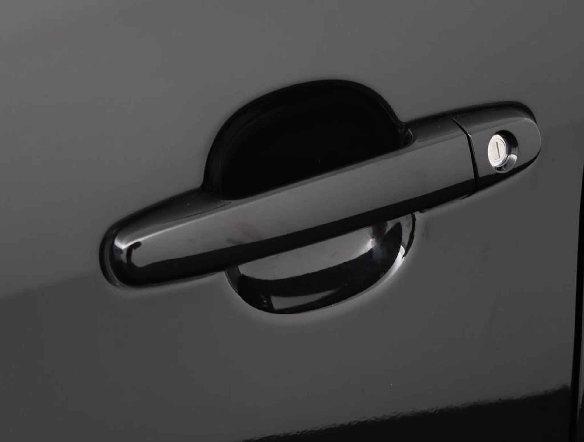 Toyota Aygo 1.0 VVT-i x-play | Apple carplay/Android auto | Parkeercamera | Groot display | - 36/52