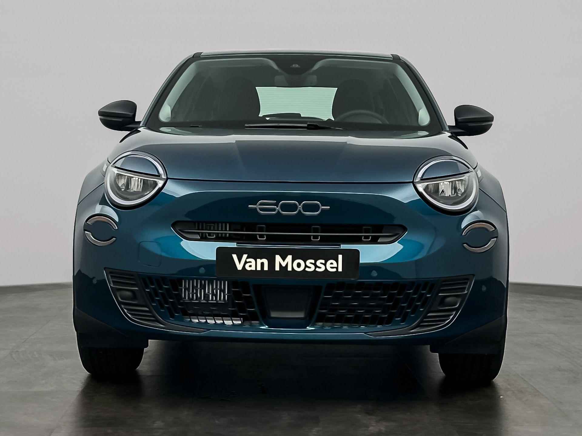 Fiat 600 1.2 Hybrid 136 Urban | Demonstratiemodel | - 2/28