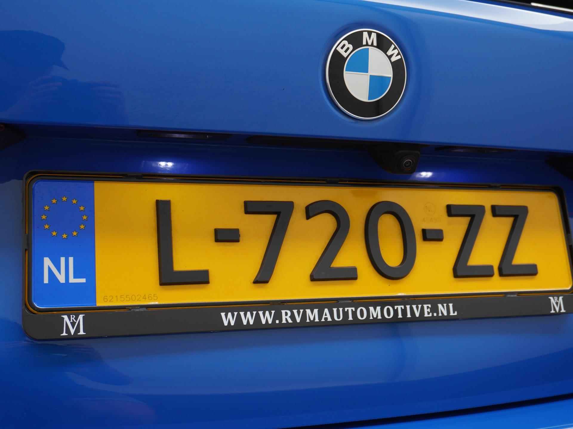 BMW 1-serie 118i UNIEK! | ADD. CRUISE | LEDER+stoelverw. | CAMERA | APPLE CARPLAY | PANORAMADAK | 1e eig. DEALER ONDERHOUDEN - 17/47