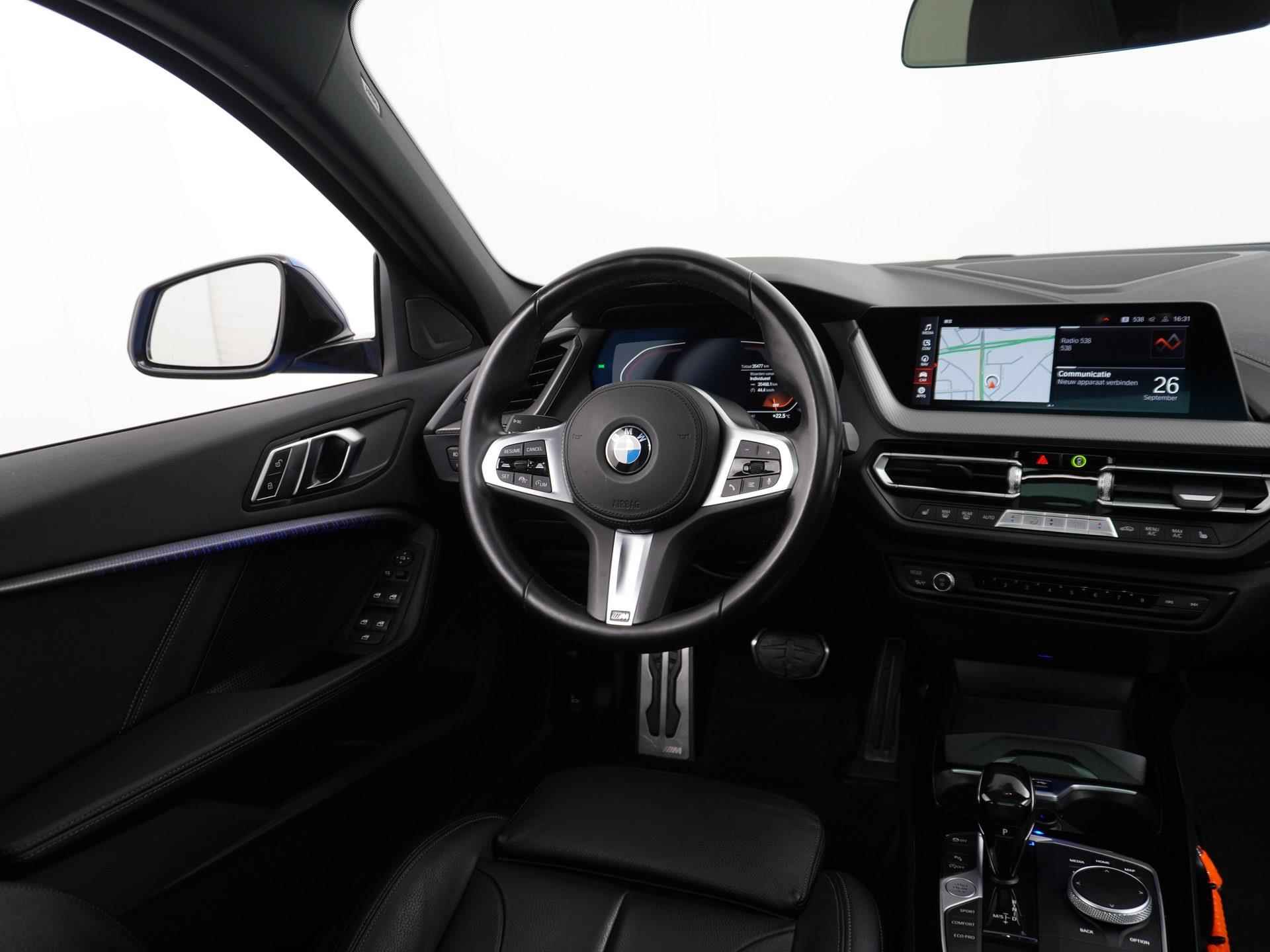 BMW 1-serie 118i UNIEK! | ADD. CRUISE | LEDER+stoelverw. | CAMERA | APPLE CARPLAY | PANORAMADAK | 1e eig. DEALER ONDERHOUDEN - 25/47