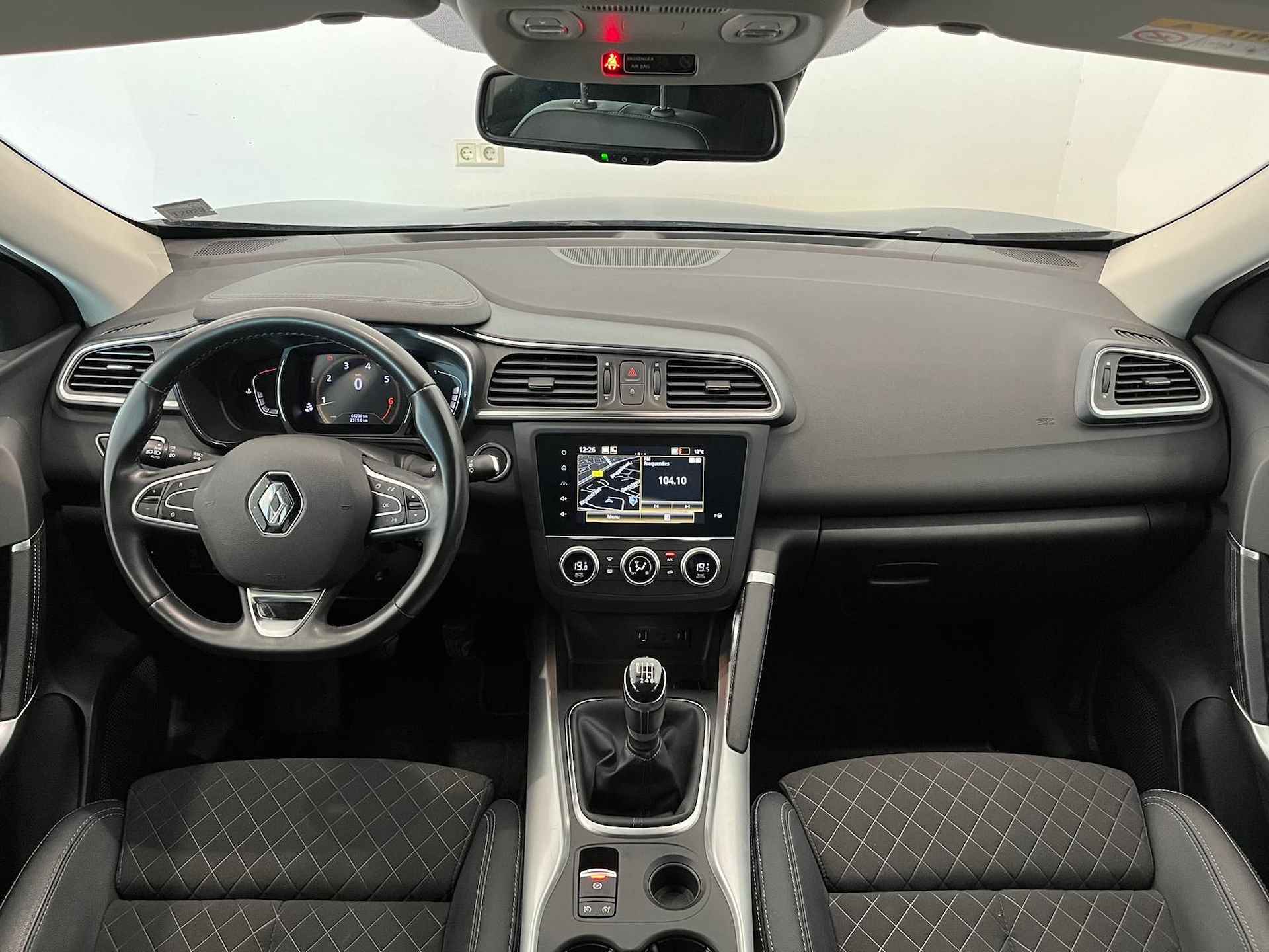 Renault Kadjar 1.3 TCe 140 Intens | Trekhaak | Navi | Clima | Cruise | LM velgen 18" | Parkeersensoren voor, zij, achter en achteruitrijcamera - 9/43