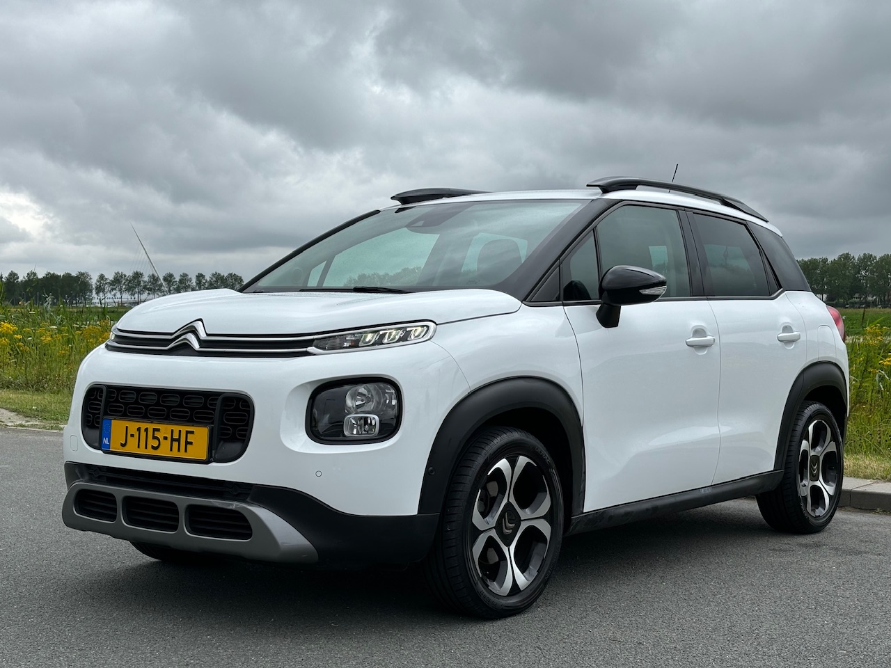 Citroen C3 Aircross | SHINE | 110 PK | NAVIGATIE | CAMERA | KEYLESS | HIFI-SYSTEEM |