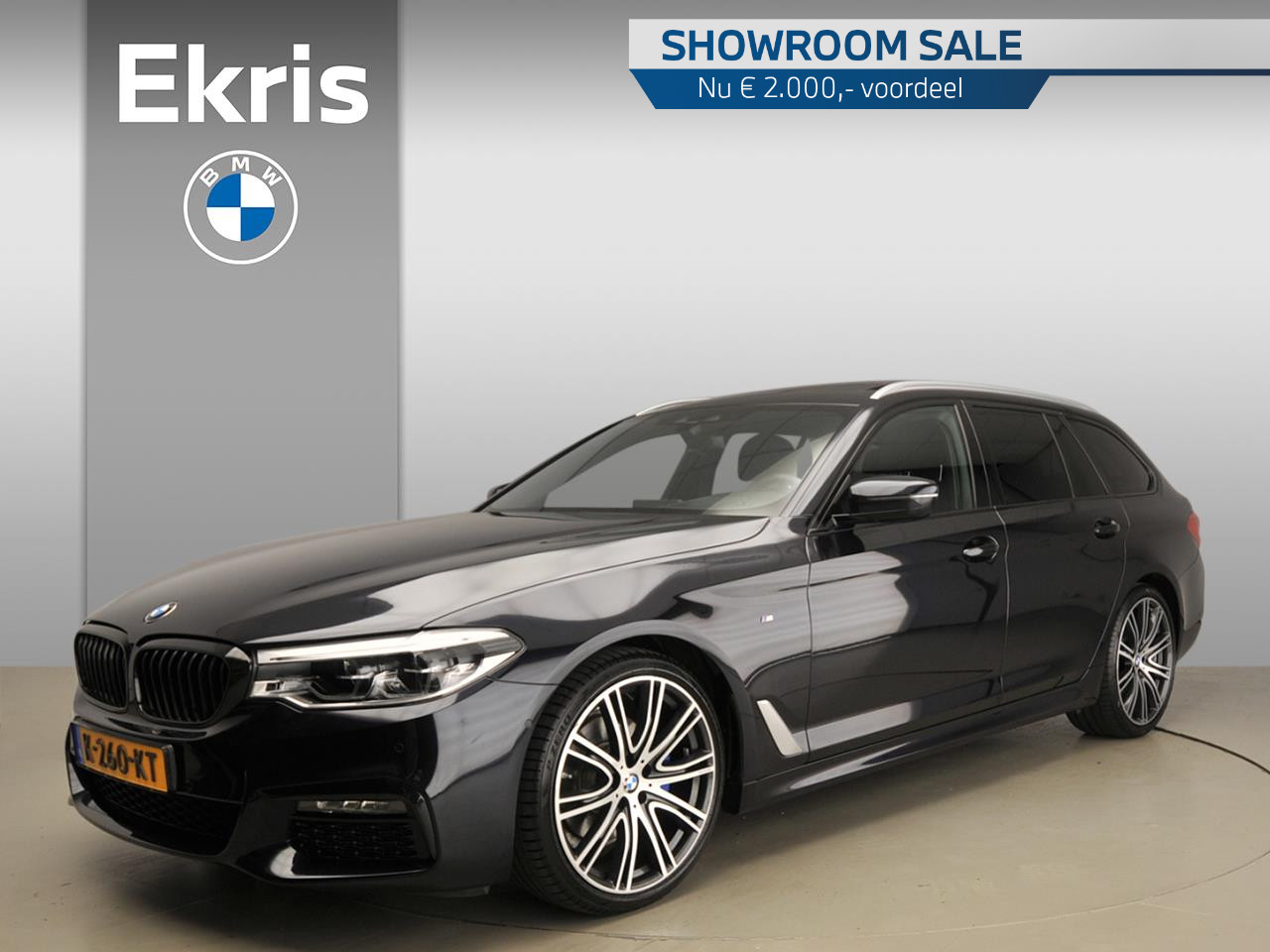 BMW 5 Serie Touring 520i | M-Sportpakket | LED | Leder | HUD | Schuifdak | Chrome line | DAB | Hifi speakers | Alu 20 inch | Showroom Sale