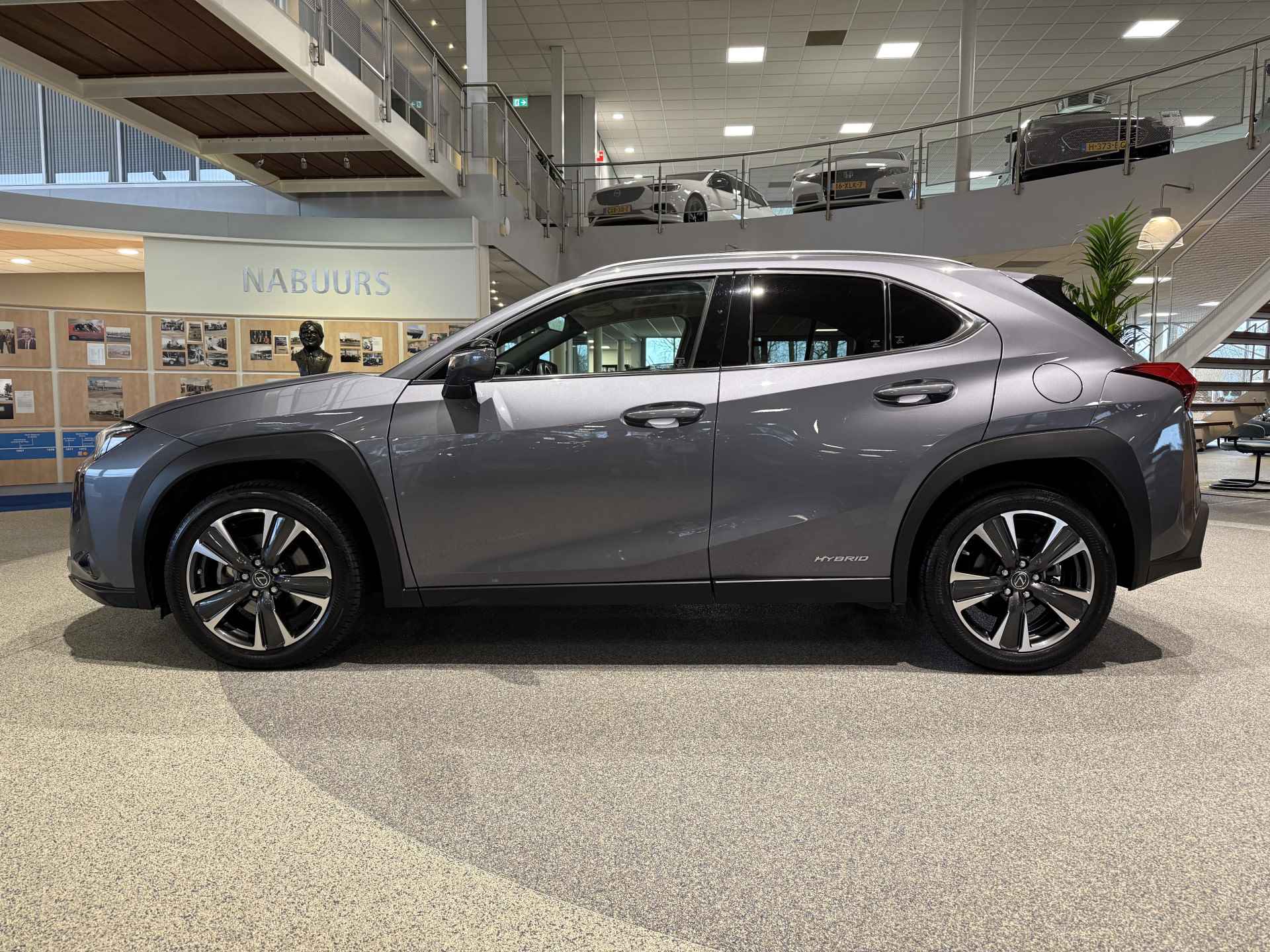 Lexus UX 250h Executive Line, Schuifdak, Leder, Adaptive - 6/19