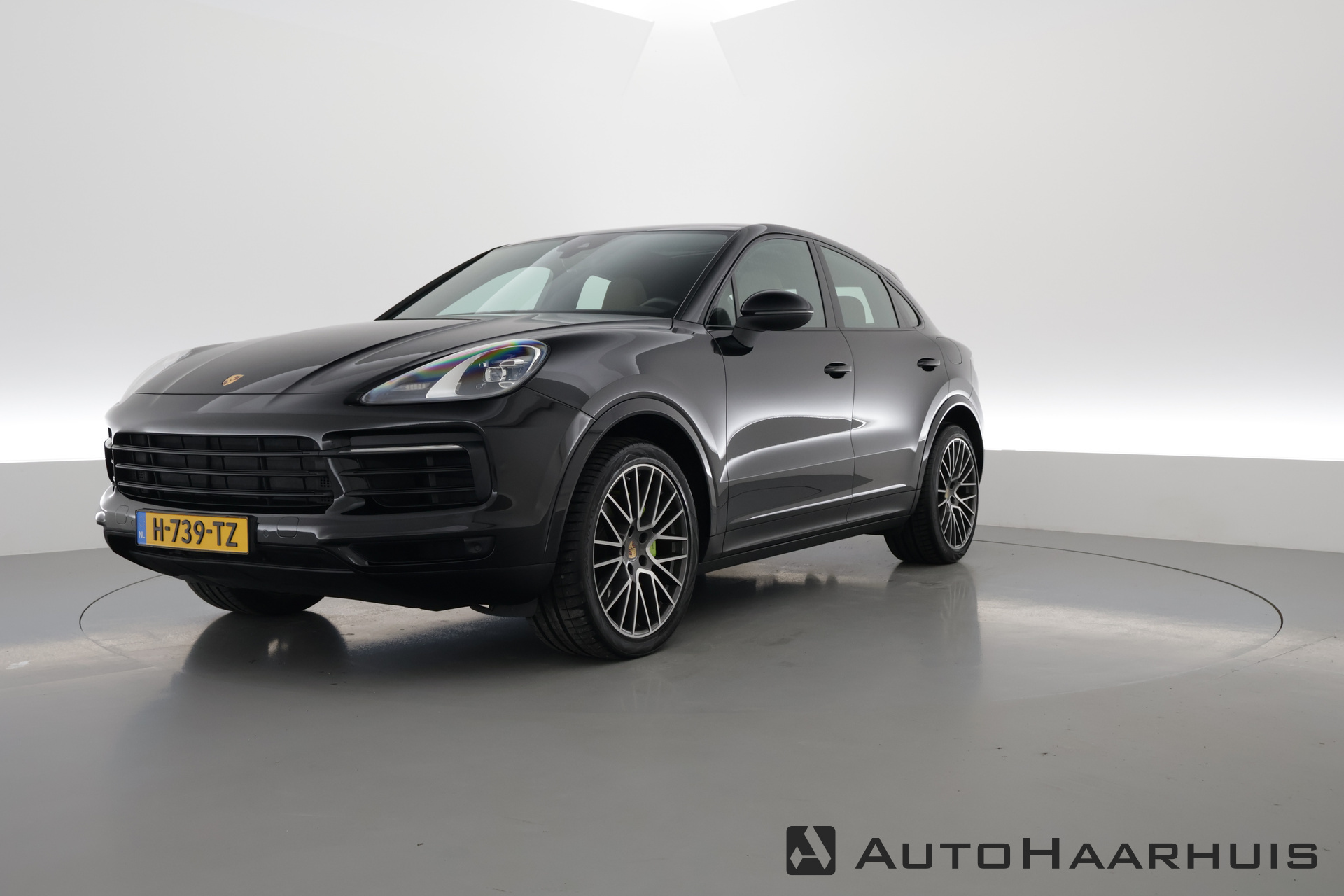 Porsche Cayenne Coupé 3.0 E-Hybrid | Pano | Sportchrono | Luchtvering | Leder | Camera