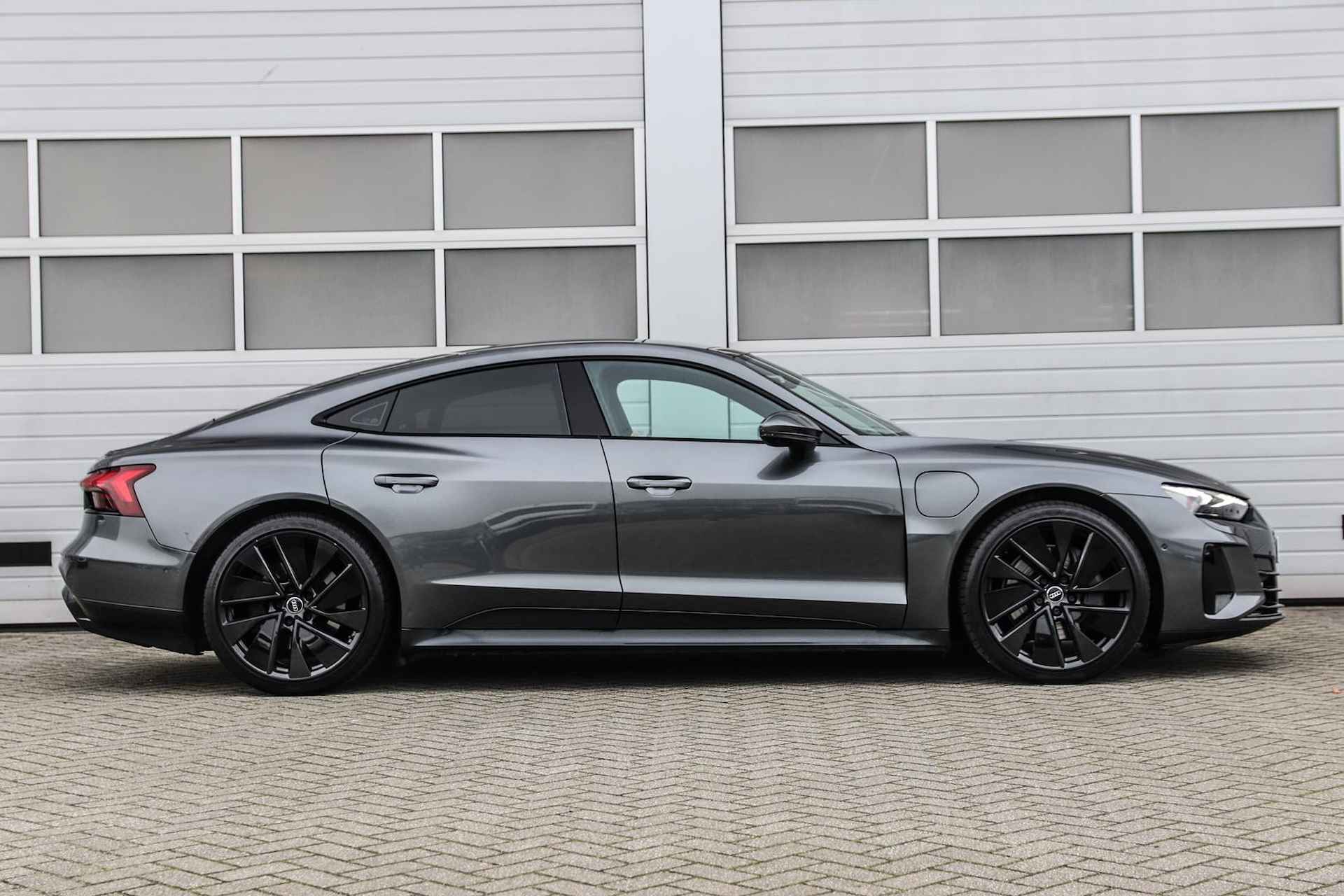 Audi e-tron GT 476pk quattro Edition ZERO 93 kWh | Leder | 21" LMV | Panoramadak - 3/48