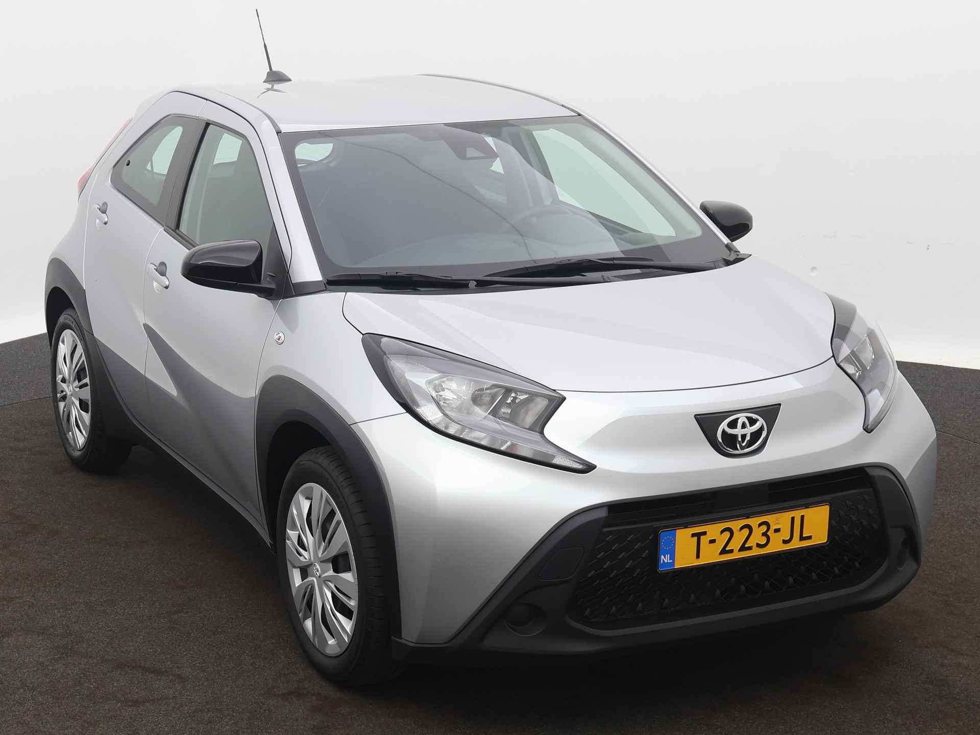 Toyota Aygo X 1.0 VVT-i MT play | Airco | Cruise Control Adaptief | - 28/40