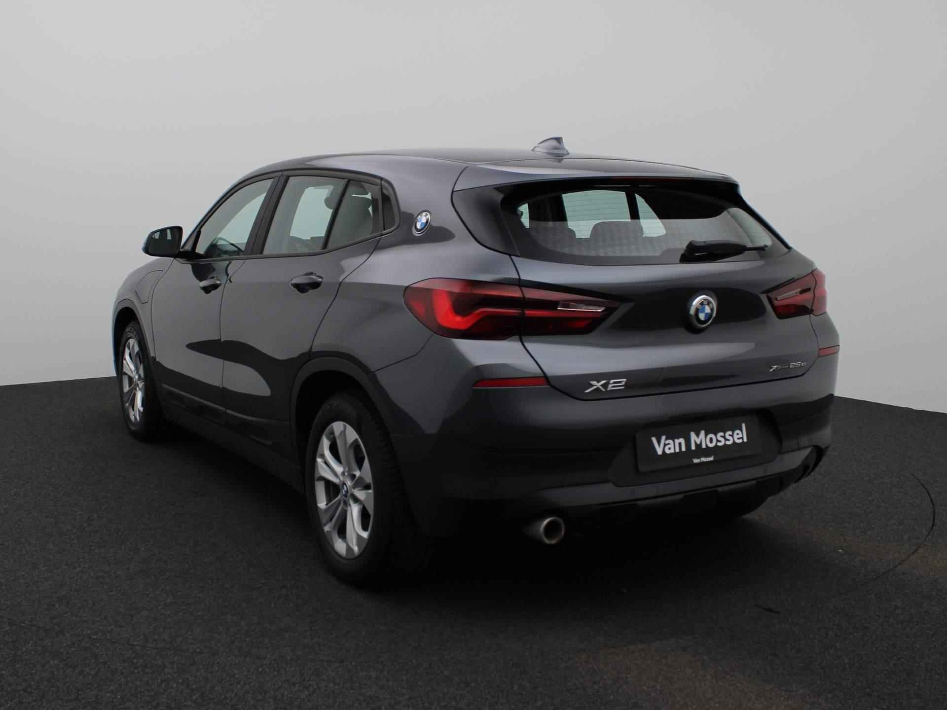 BMW X2 xDrive25e Executive | Leder | Camera | Elektrische Achterklep | Headup-Display | Verkeersbordherkenning | DAB | Cruise Control | Led-Koplampen | - 2/44