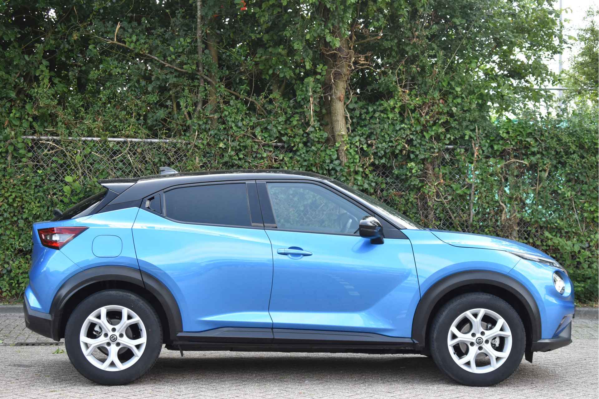 Nissan Juke 1.0 DIG-T N-Connecta Two-Tone | Keyless | Camera | Carplay | Cruise Contr | DAB | LED / Xenon | LM-Velgen - 26/57