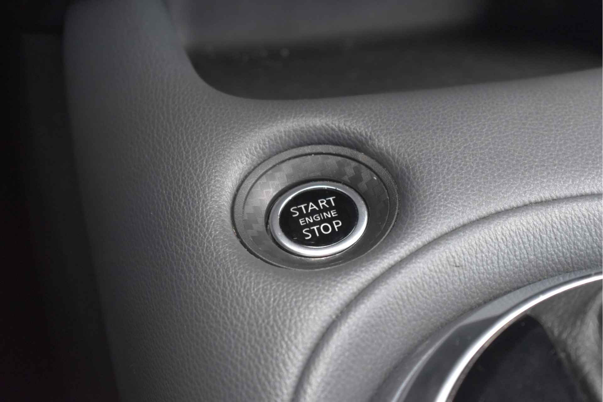 Nissan Juke 1.0 DIG-T N-Connecta Two-Tone | Keyless | Camera | Carplay | Cruise Contr | DAB | LED / Xenon | LM-Velgen - 52/57