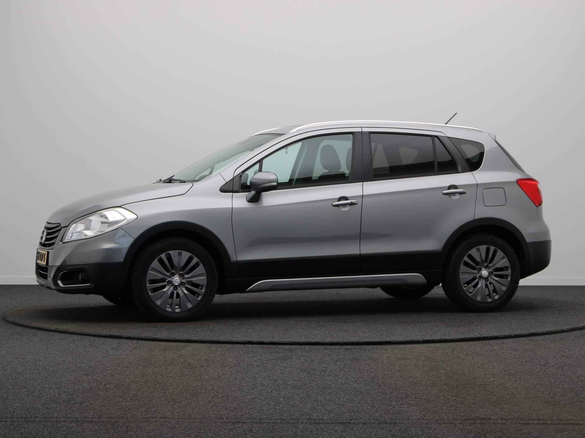 Suzuki SX4 S-Cross 1.6 Exclusive | Panorama dak | Achteruitrijcamera | Trekhaak | Stoelverwarming | Climate control | Navigatie | - 12/47