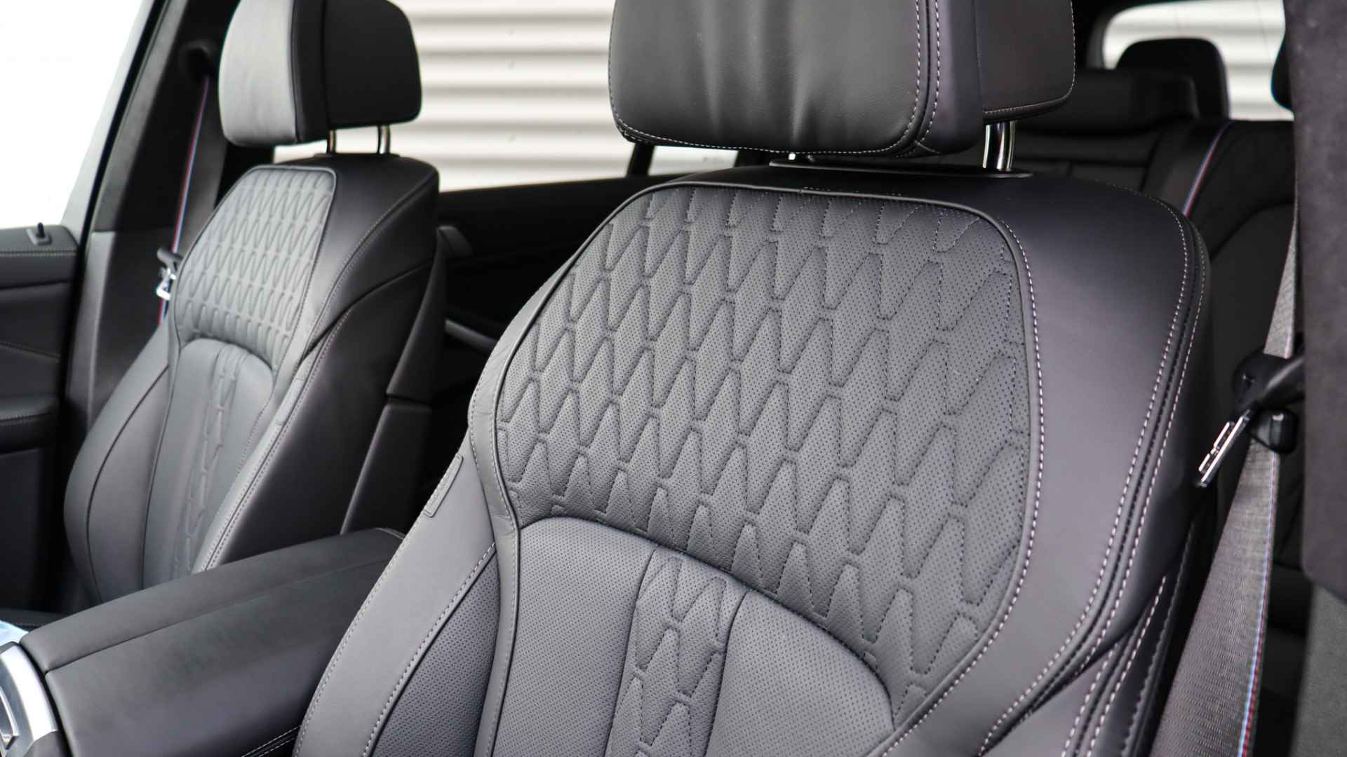 BMW X7 xDrive40i M-Sport Pro 2023 model | Sky Lounge | Massage | Harman/Kardon | Trekhaak | Standkachel - 9/43