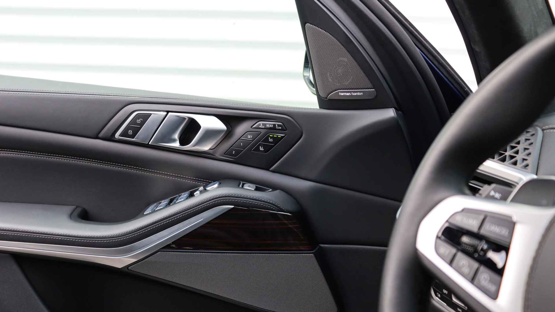 BMW X7 xDrive40i M-Sport Pro 2023 model | Sky Lounge | Massage | Harman/Kardon | Trekhaak | Standkachel - 34/43