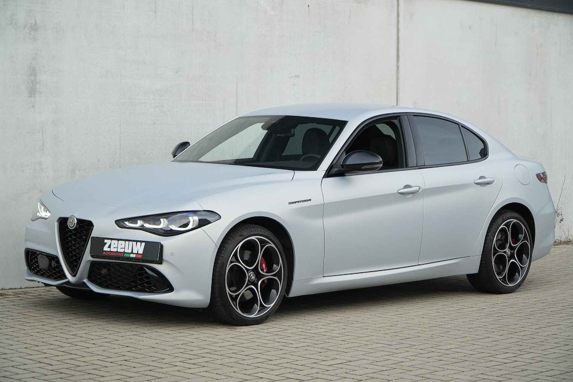 Alfa Romeo Giulia  2.0 Turbo 280 PK Competizione Q4 AWD | Harman | Driver | 19" - 18/49