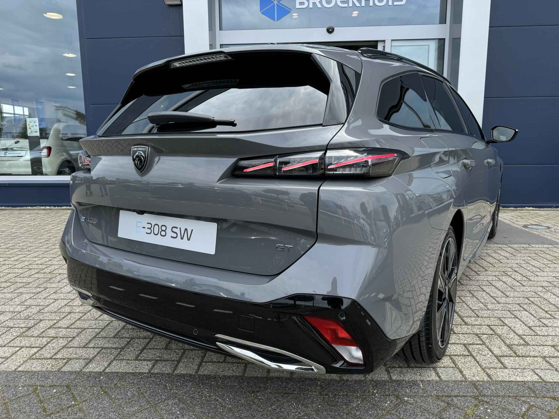 Peugeot E-308 SW GT EV 54 kWh | 360 Camera | AGR stoelen + Stoel/Stuur verwarming | ACC | Elektr. klep - 15/59