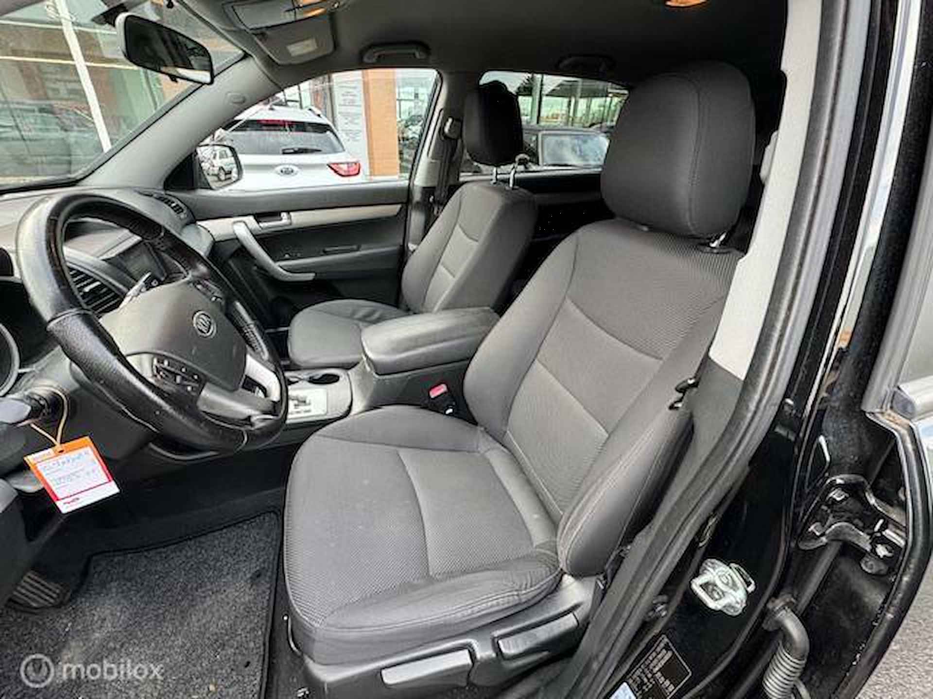 Kia Sorento 2.4 X-ecutivelineline Automaat , Navigatie , Achteruitrij camera , Bluetooth , Climate controle ,  Trekhaak  winterbanden - 12/20