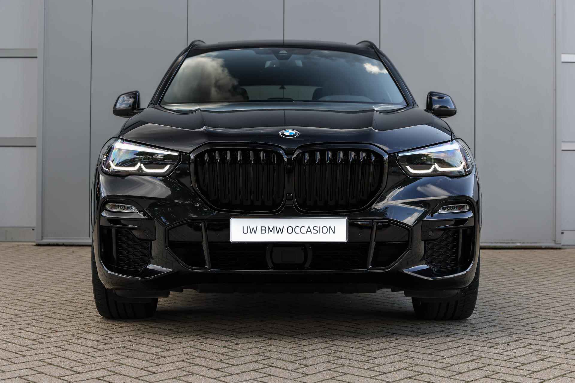 BMW X5 xDrive30d High Executive M Sport Automaat / Panoramadak / Trekhaak / Adaptief M Onderstel / Adaptieve LED / Active Cruise Control / Parking Assistant / Leder - 7/36