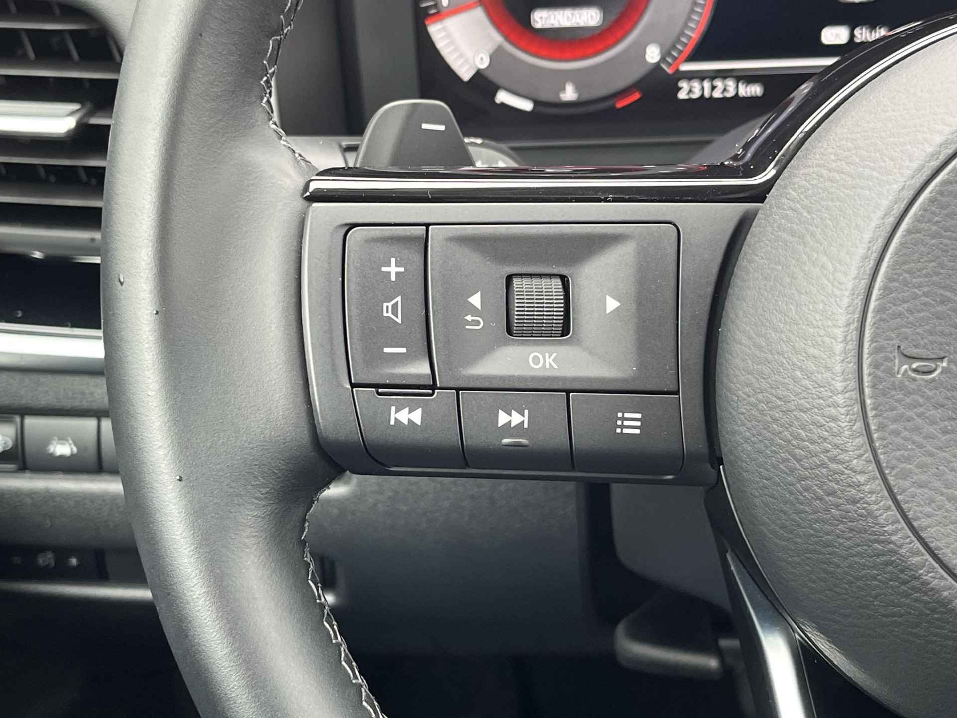Nissan Qashqai 1.3 MHEV 158PK Xtronic Automaat N-Connecta / Panoramadak / Adaptieve cruise control / Keyless / Rondomzichtcamera - 11/47