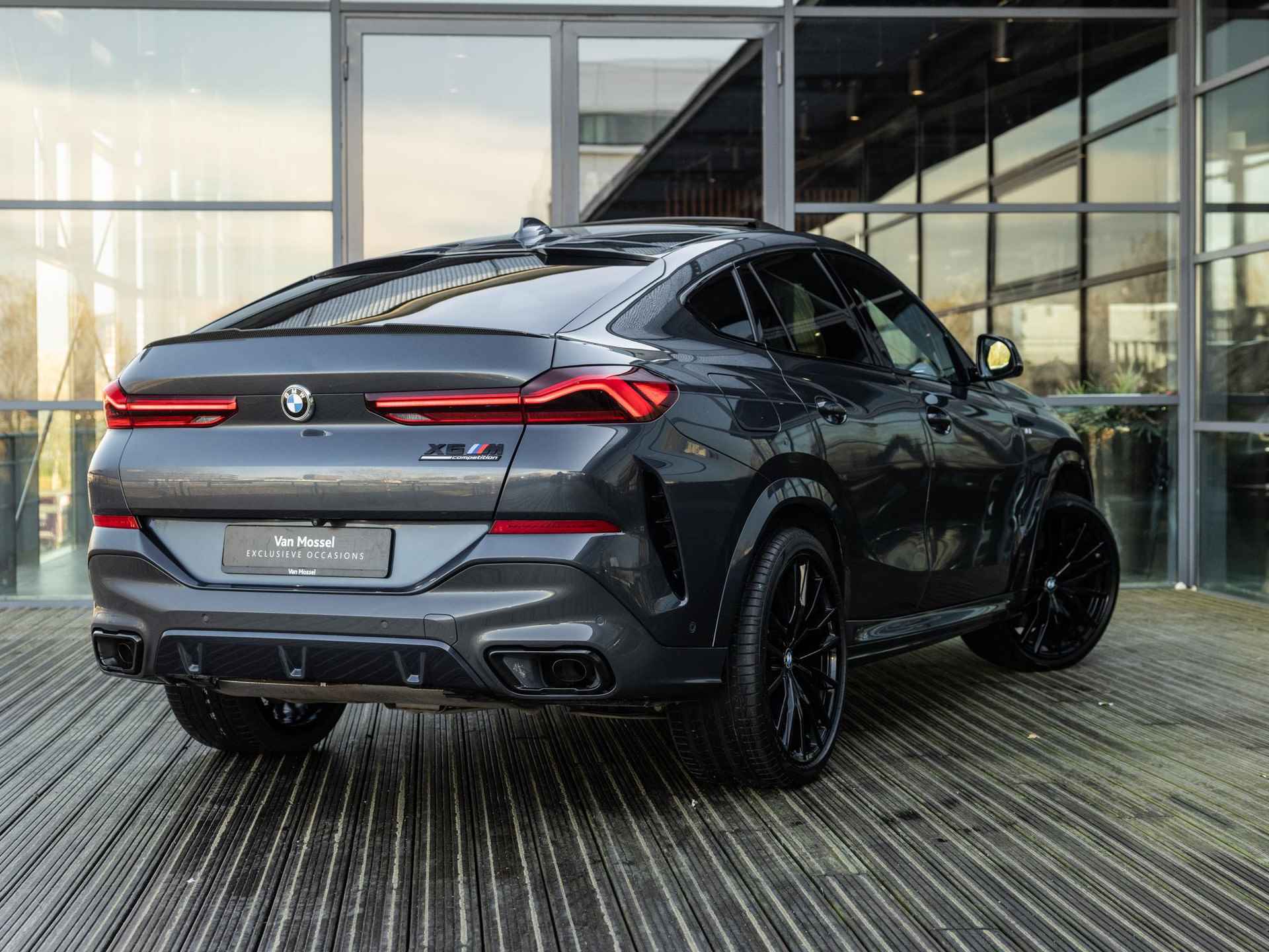 BMW X6 xDrive40i High Executive | M-SPORT PAKKET | BOWERS & WILKINS | SOFTCLOSE | PANORAMA/SCHUIF-KANTELDAK | STOELVENTILATIE | BMW LASER LIGHT | 22 INCH | 360 CAMERA | ADAPTIVE CRUISE CONTROL | NL AUTO | LUCHTVERING | INTEGRAL ACTIVE STEERING | - 5/50