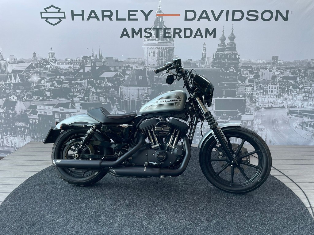 Harley-Davidson XL1200NS Iron Special