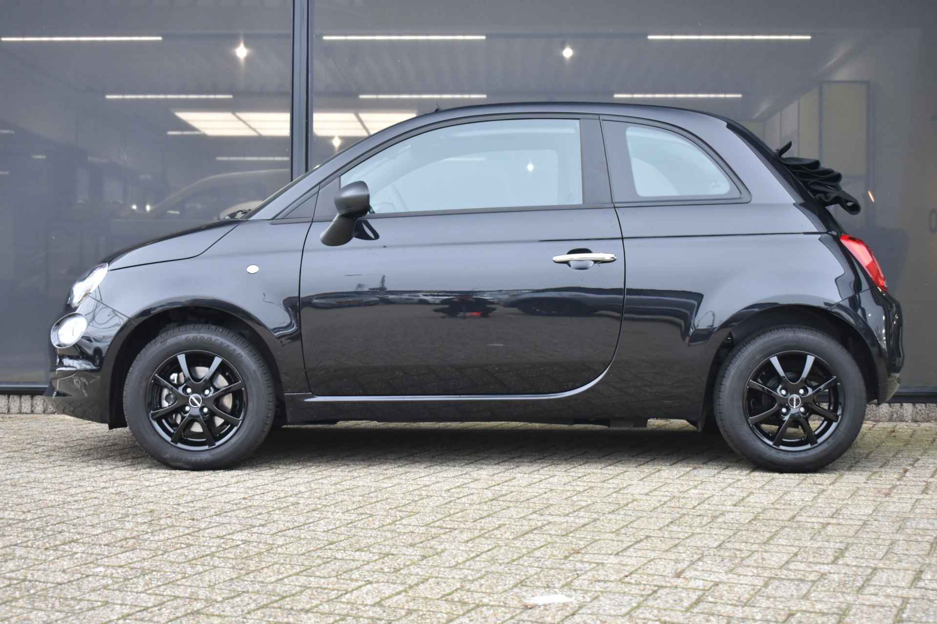 Fiat 500 Cabrio 1.0 Hybrid | Navigatie by App | Nieuwstaat! | Cruise Control | Airco | Apple Carplay | Android Auto | Bluetooth-Telefoonv - 4/42