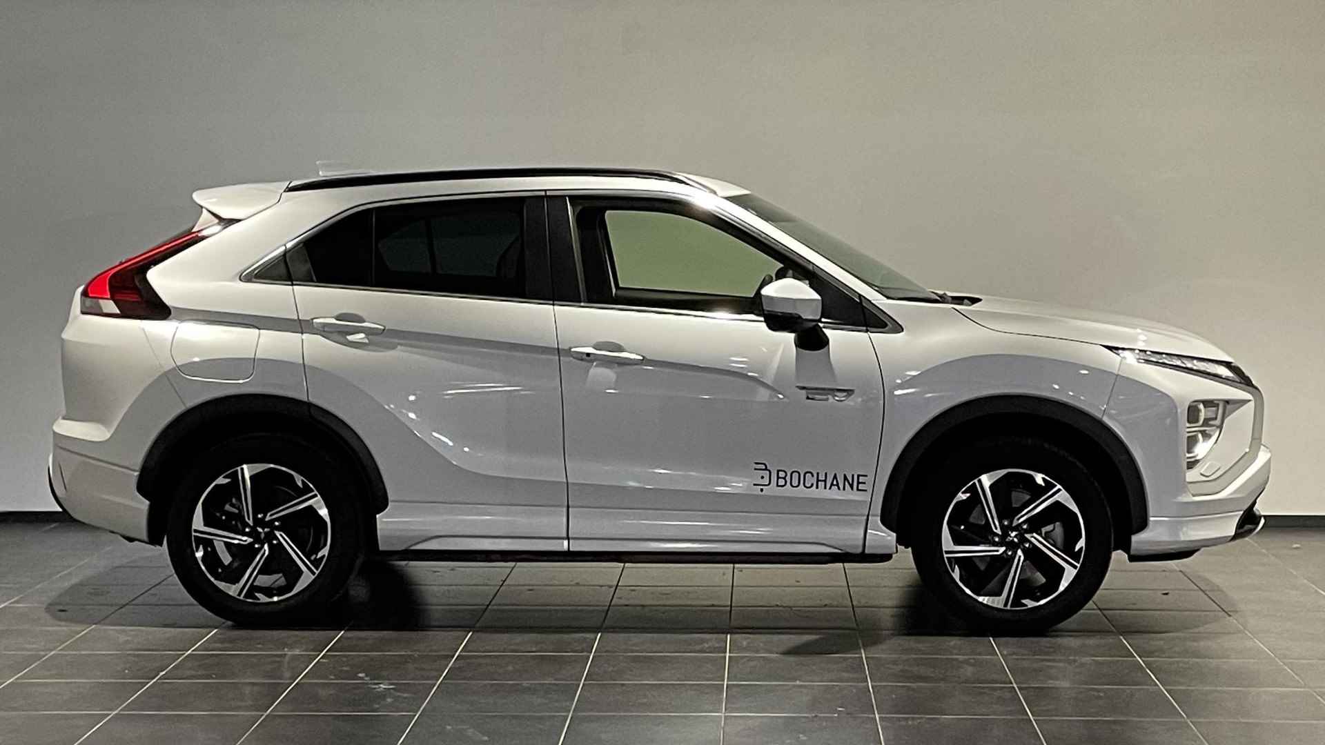 Mitsubishi Eclipse Cross 2.4 PHEV Prestige + | Afneembare Trekhaak | Lederen Bekleding | Navigatie | - 3/29