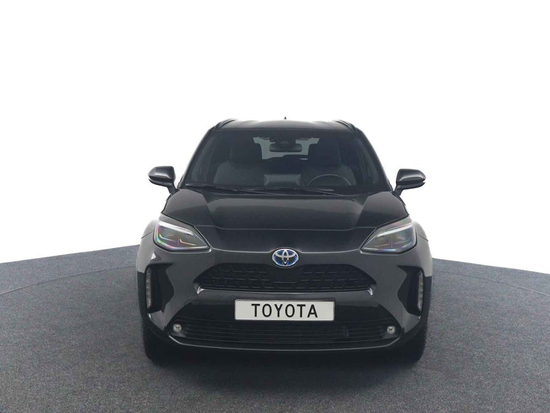 Toyota Yaris Cross 1.5 Hybrid Dynamic | Stoelverwarming | Stuurwielverwarming | Voorruitverwarming | Keyless Entry | Parkeercamera | - 8/45