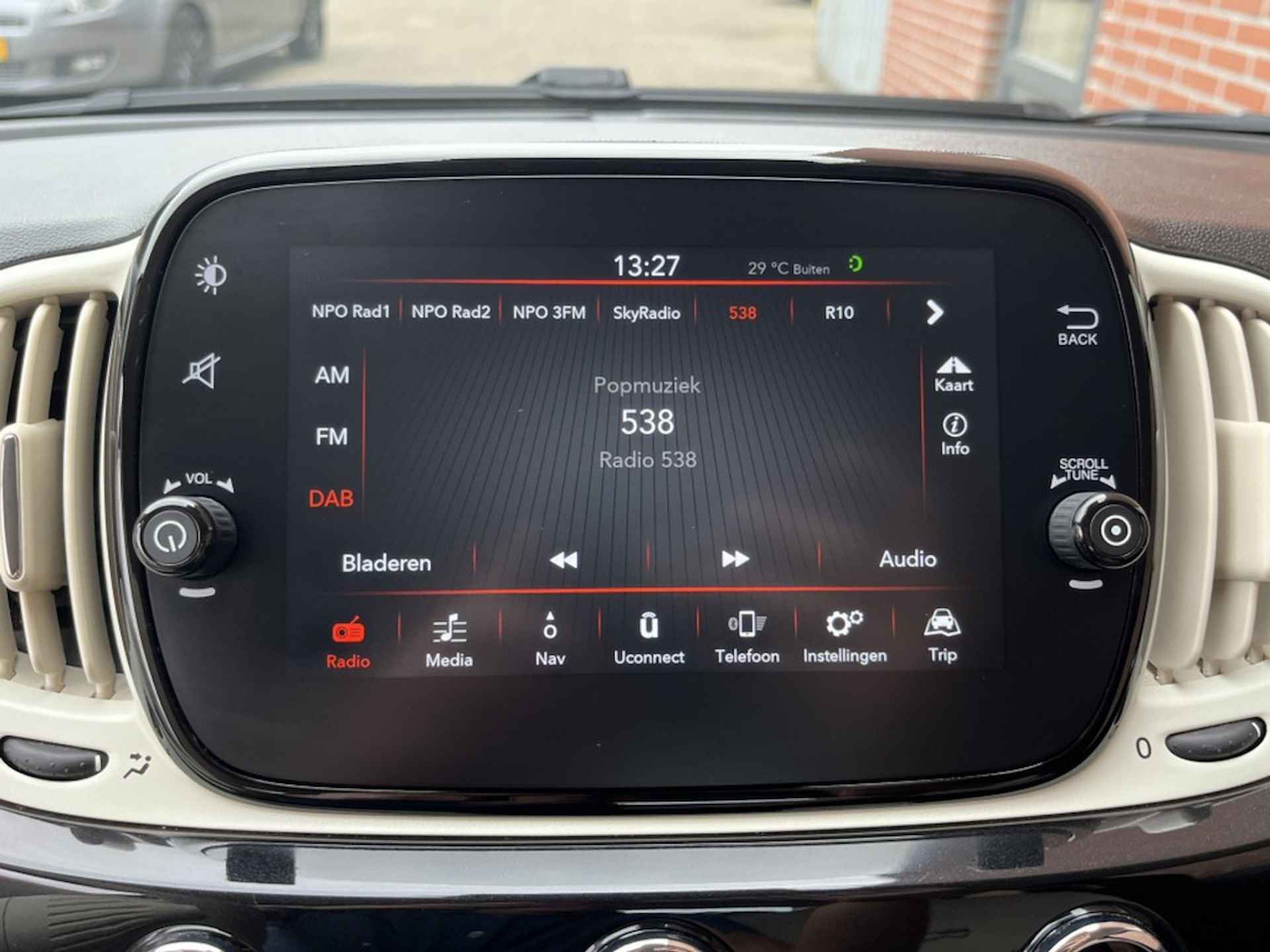 FIAT 500c 1.0 Hybrid Lounge NAVI CARPLAY PDC CRUISE - 11/28