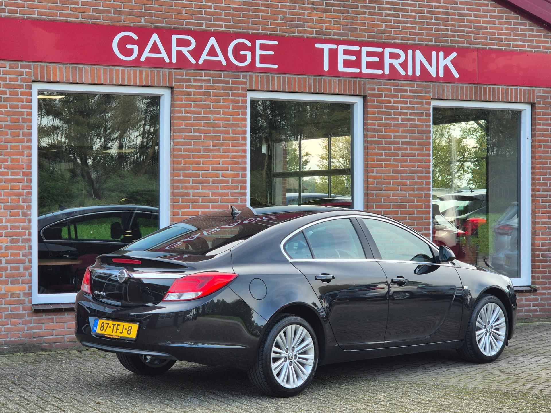 Opel Insignia 1.4 Turbo EcoFLEX Business Edition 140PK 5drs clima, cruise, navi, pdc RIJKLAAR - 4/17