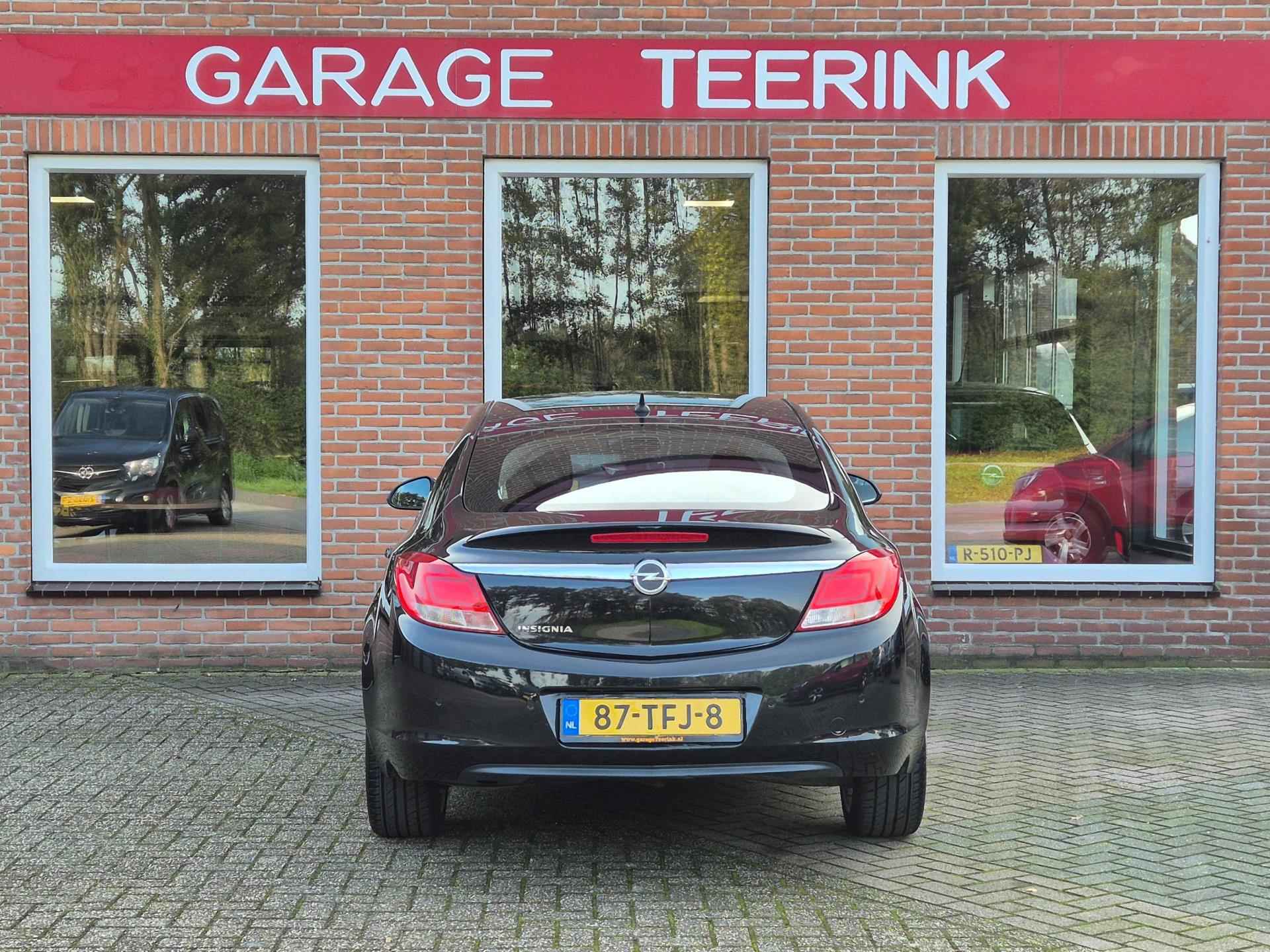 Opel Insignia 1.4 Turbo EcoFLEX Business Edition 140PK 5drs clima, cruise, navi, pdc RIJKLAAR - 16/17