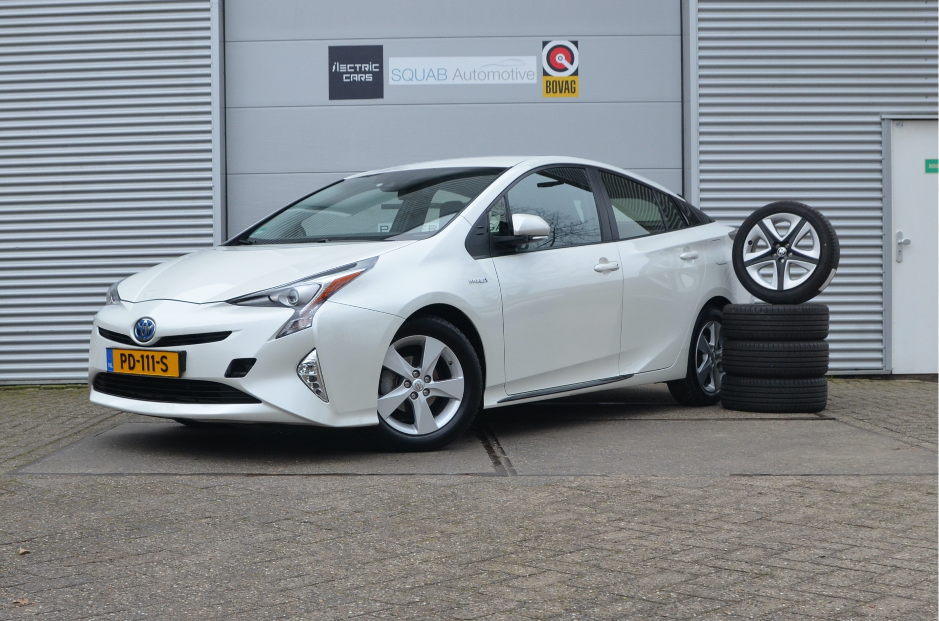 Toyota Prius 1.8 Dynamic Winter & zomerwielen, Trekhaak