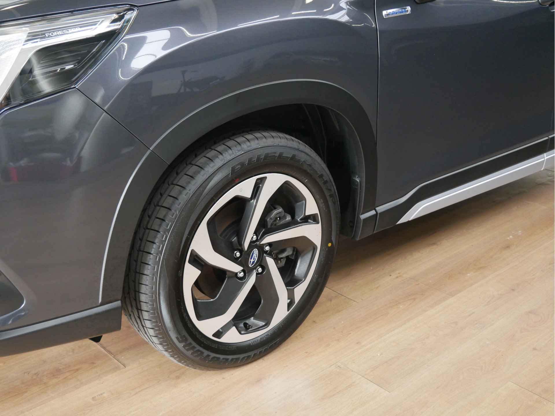 Subaru Forester 2.0i e-BOXER Premium met Trekhaak! Eye-Sight / Navigatie / Apple Carplay en android auto - 27/29