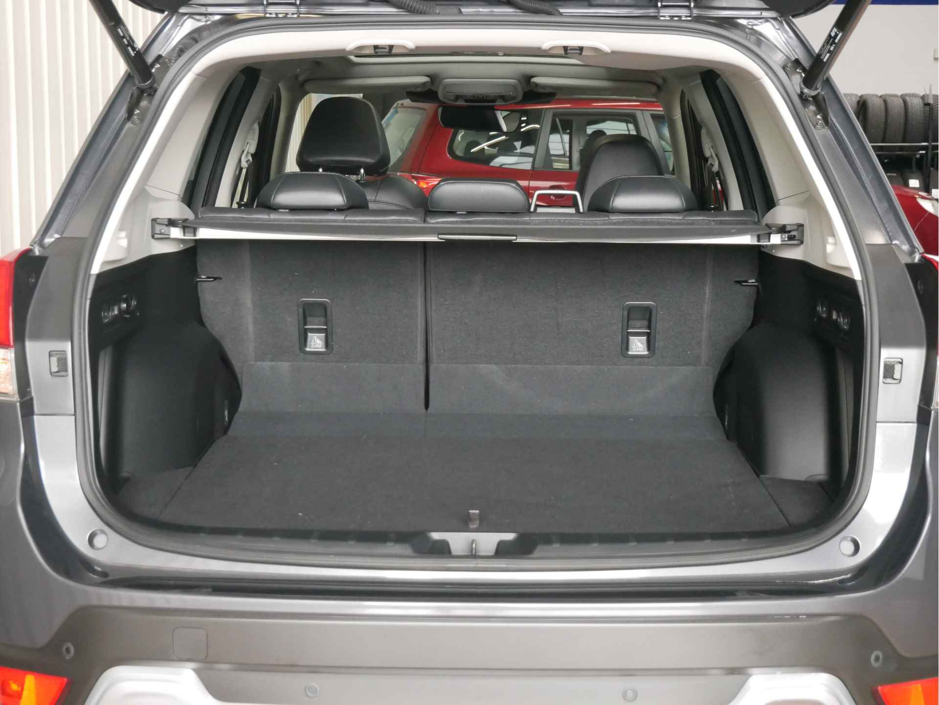 Subaru Forester 2.0i e-BOXER Premium met Trekhaak! Eye-Sight / Navigatie / Apple Carplay en android auto - 28/29