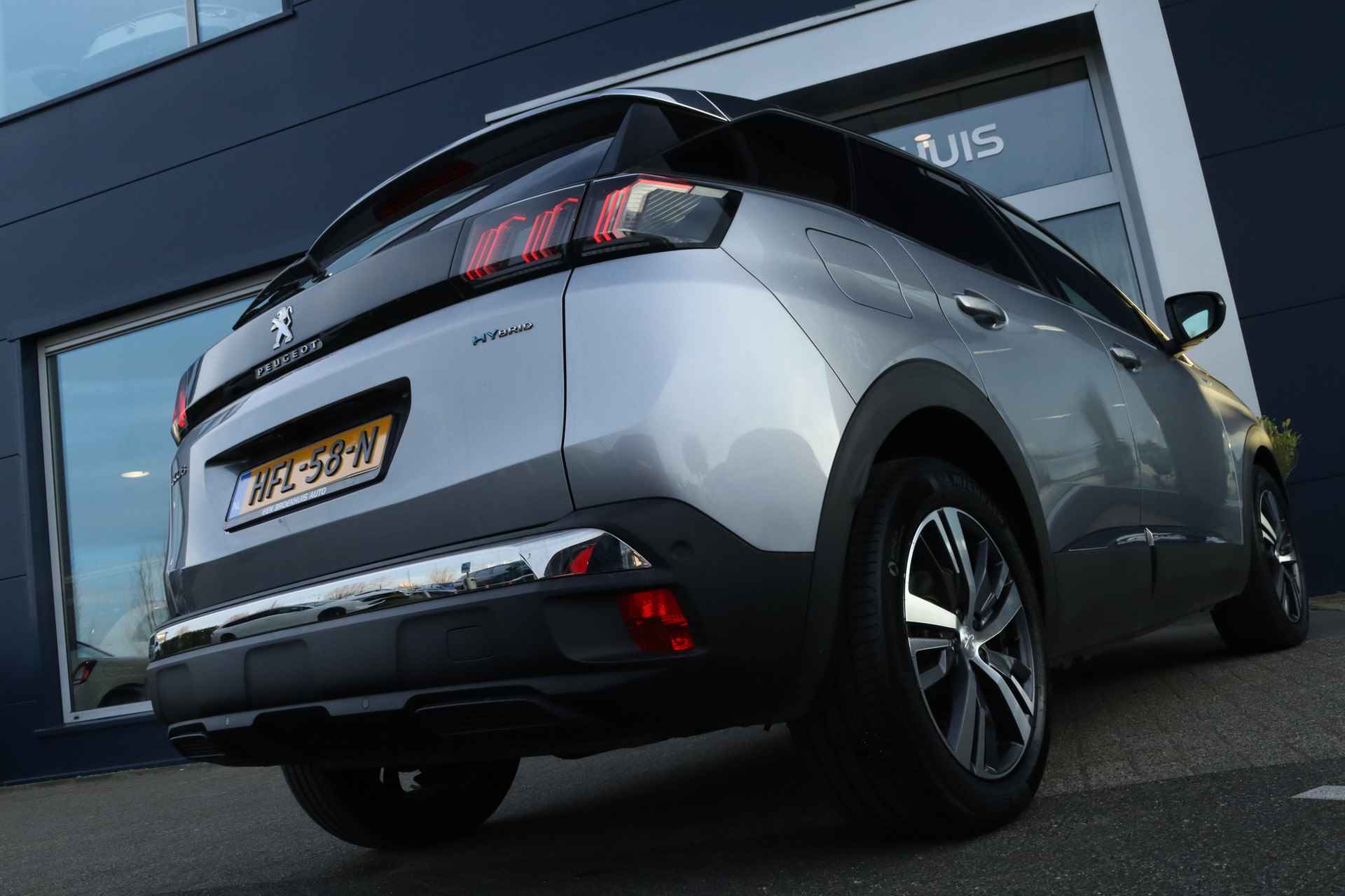 Peugeot 3008 1.6 HYbrid 225 Allure Pack Business - 10/34