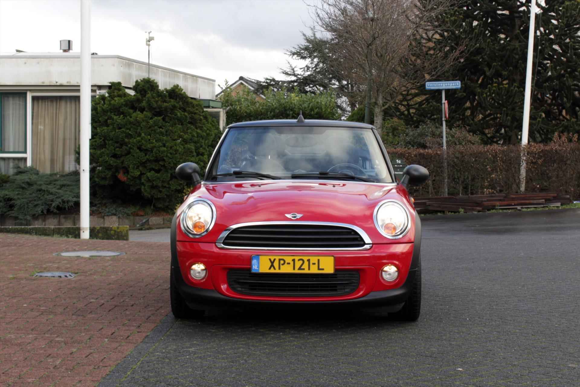 MINI Mini 1.6 120pk Cooper Chili - 6/30