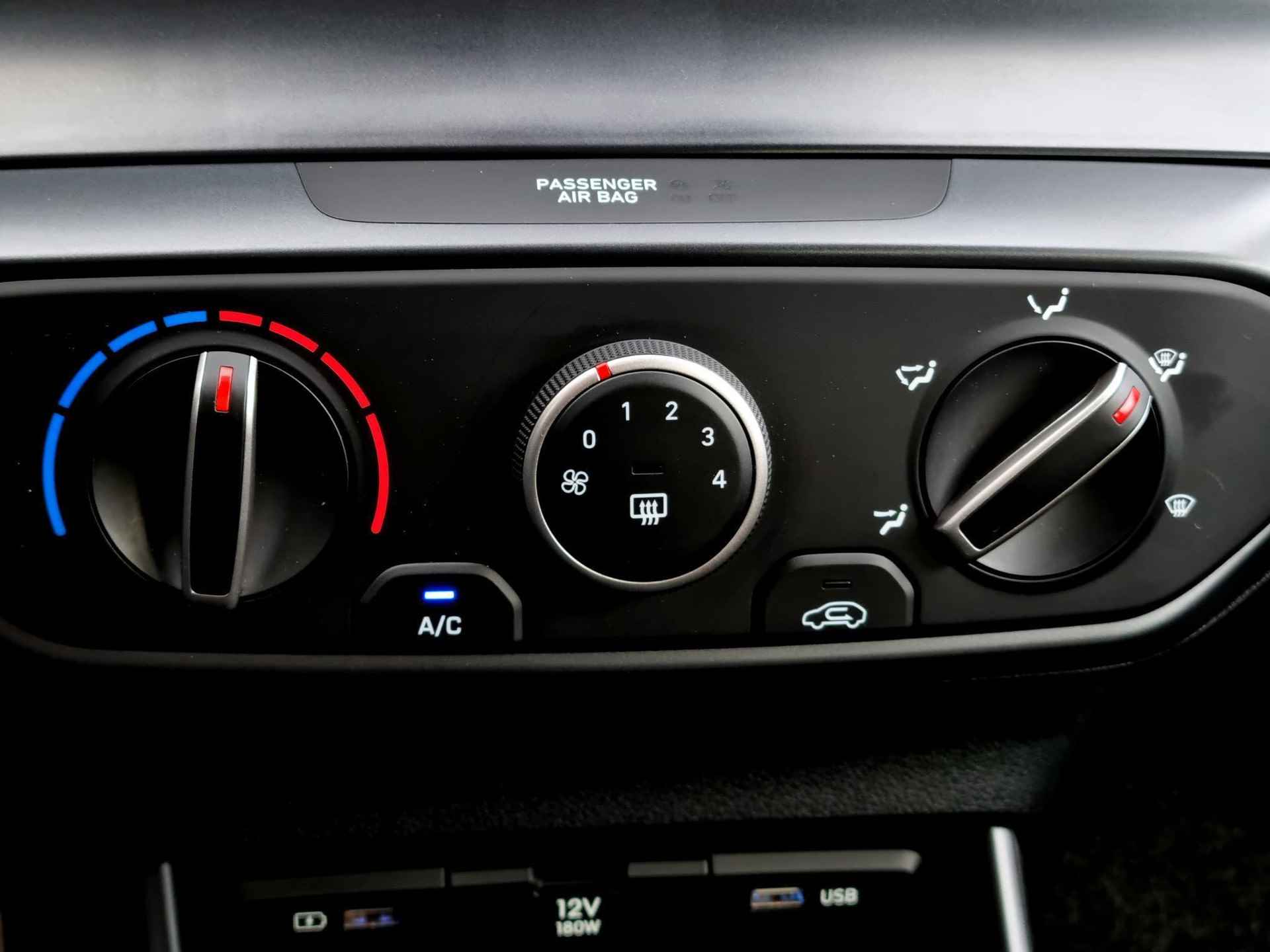 Hyundai Bayon 1.0 T-GDI Comfort / Private Lease Vanaf €429,- / Navigatie via Android Auto/Apple Carplay - 13/37