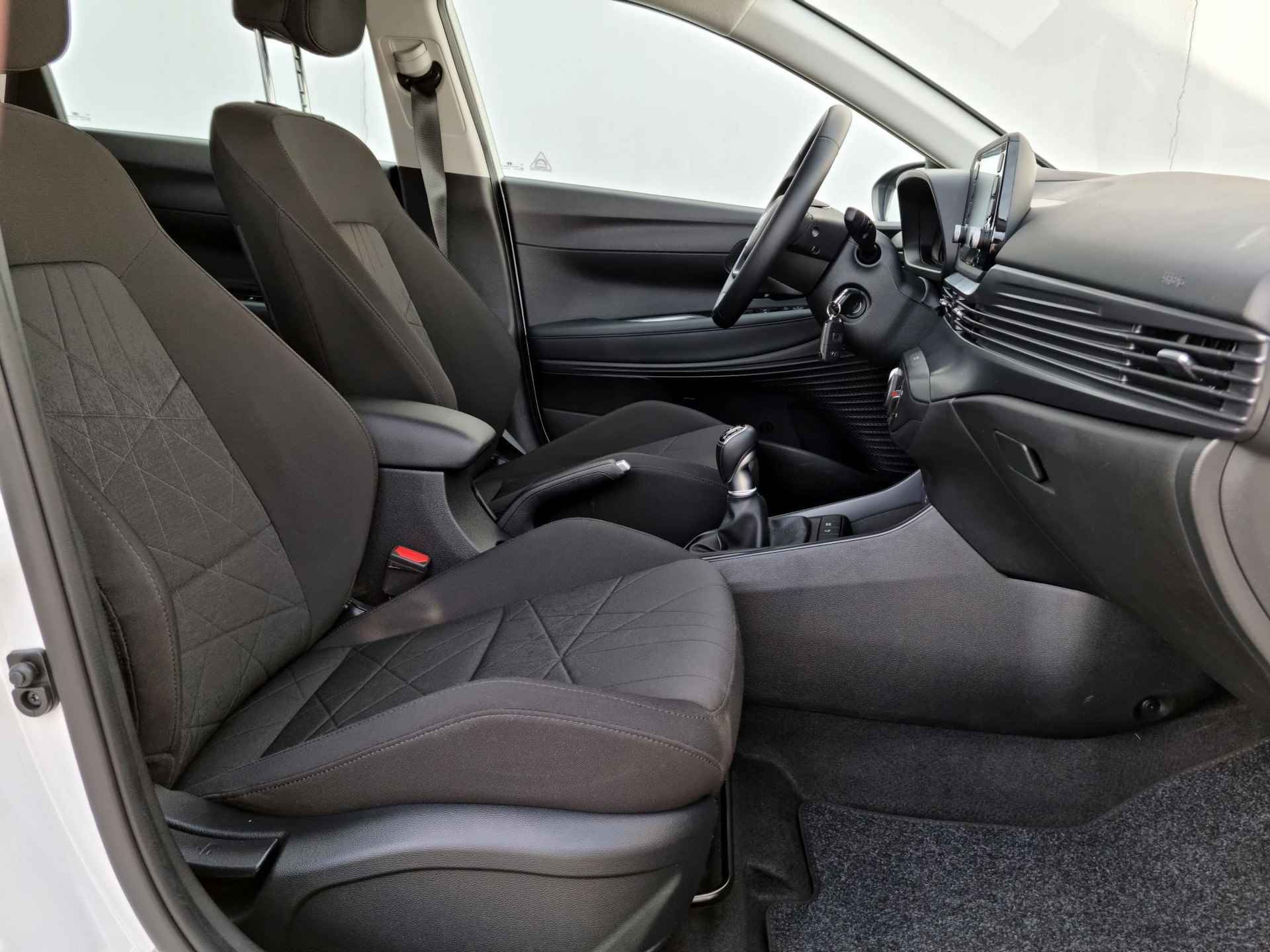 Hyundai Bayon 1.0 T-GDI Comfort / Private Lease Vanaf €429,- / Navigatie via Android Auto/Apple Carplay - 35/37