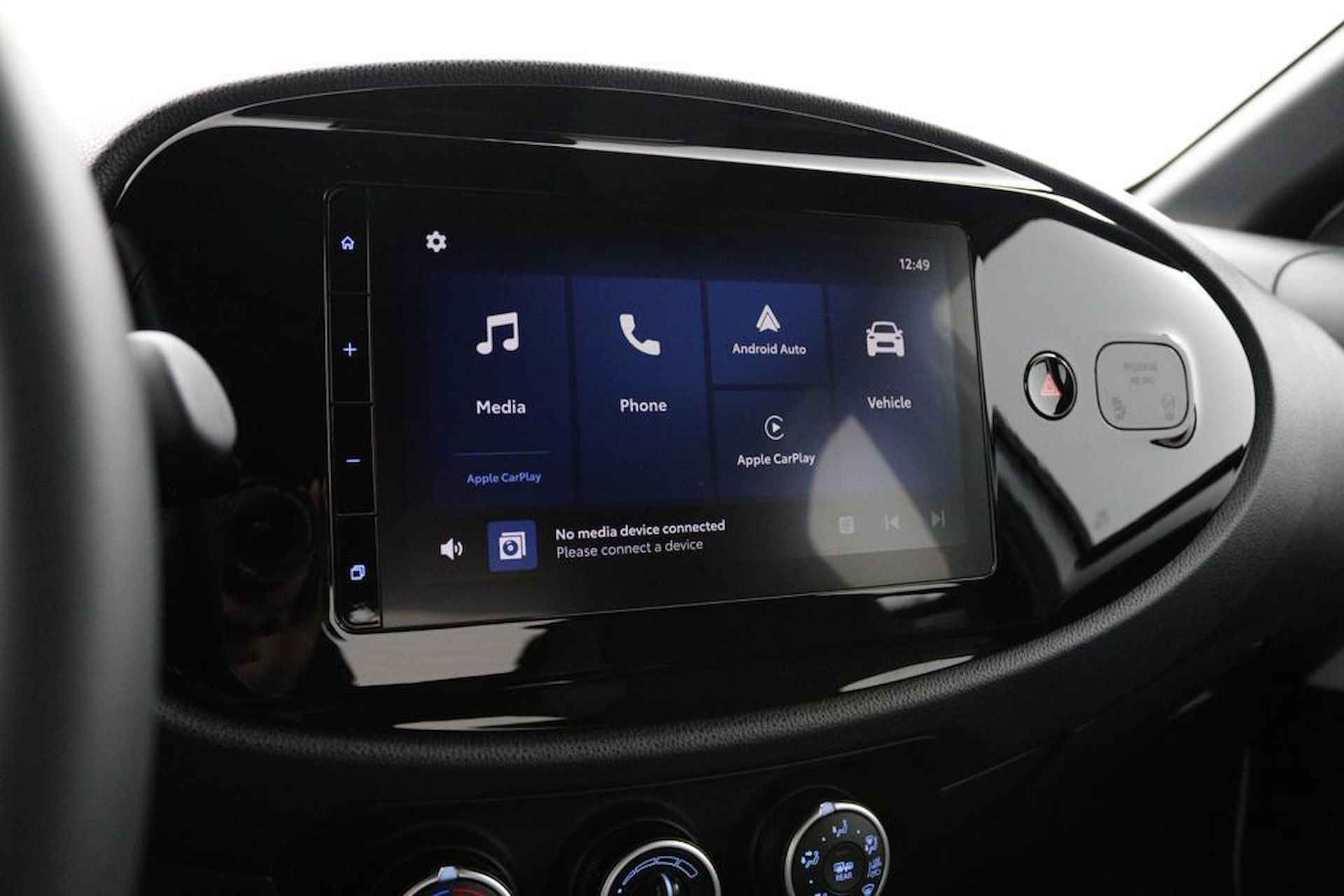 Toyota Aygo X 1.0 VVT-i MT Play | Parkeercamera | Airco | Apple carplay | - 9/42